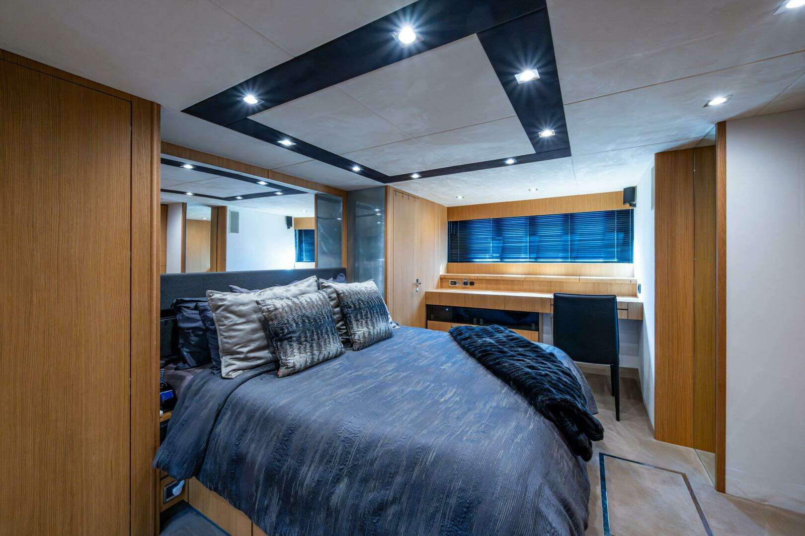 2015 Fairline 78 Squadron - Image 66
