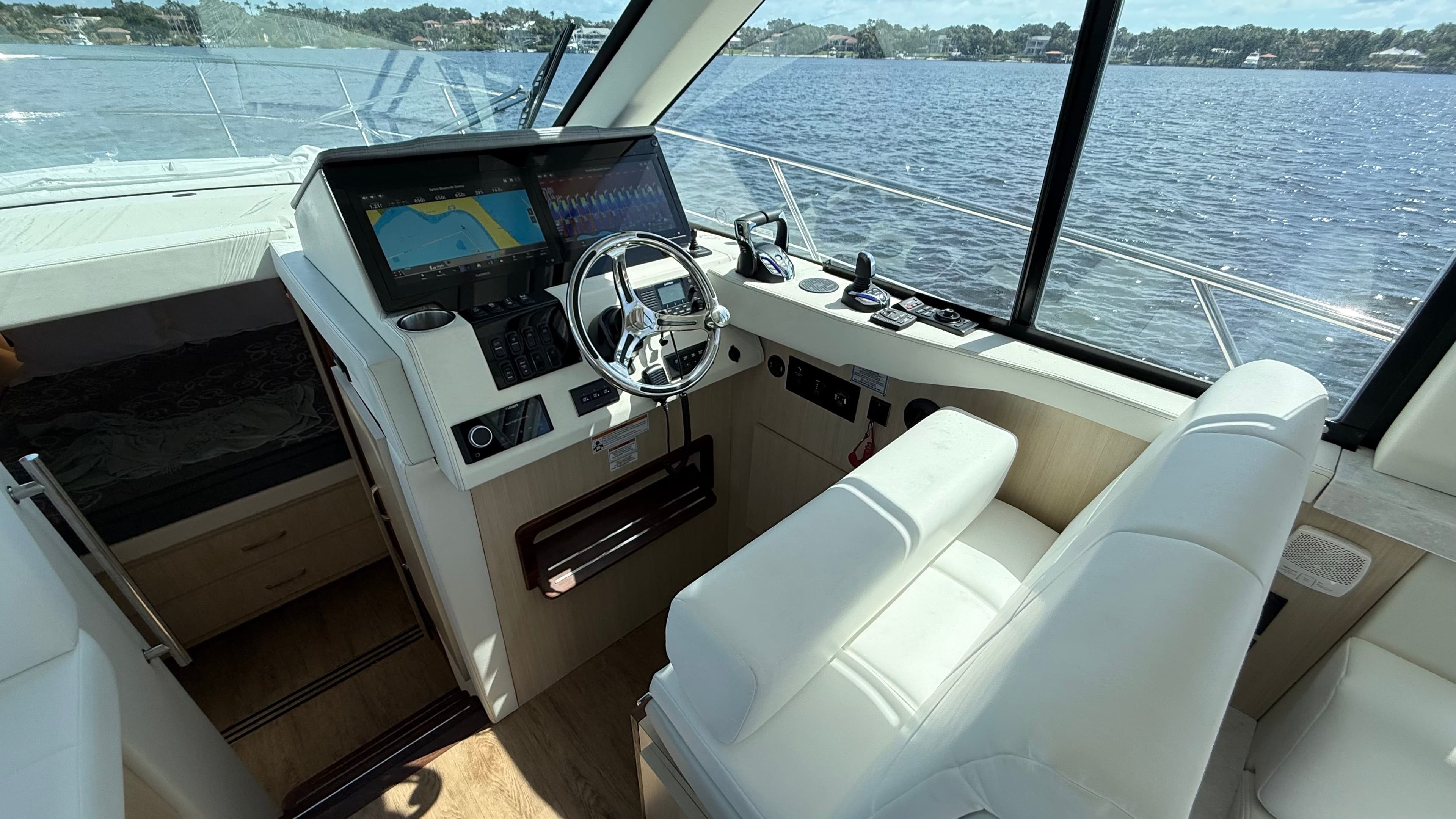 2024 REGAL 38 FXO - Image 88