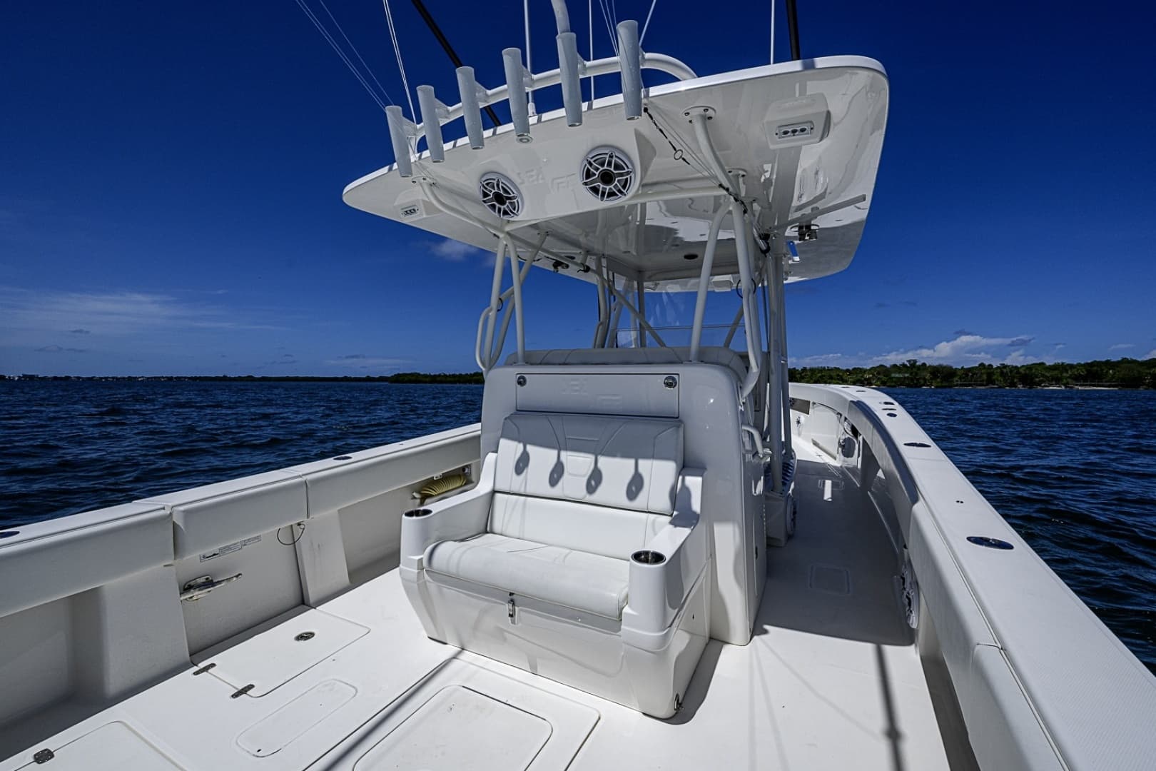 2023 SeaVee 390B - Image 14