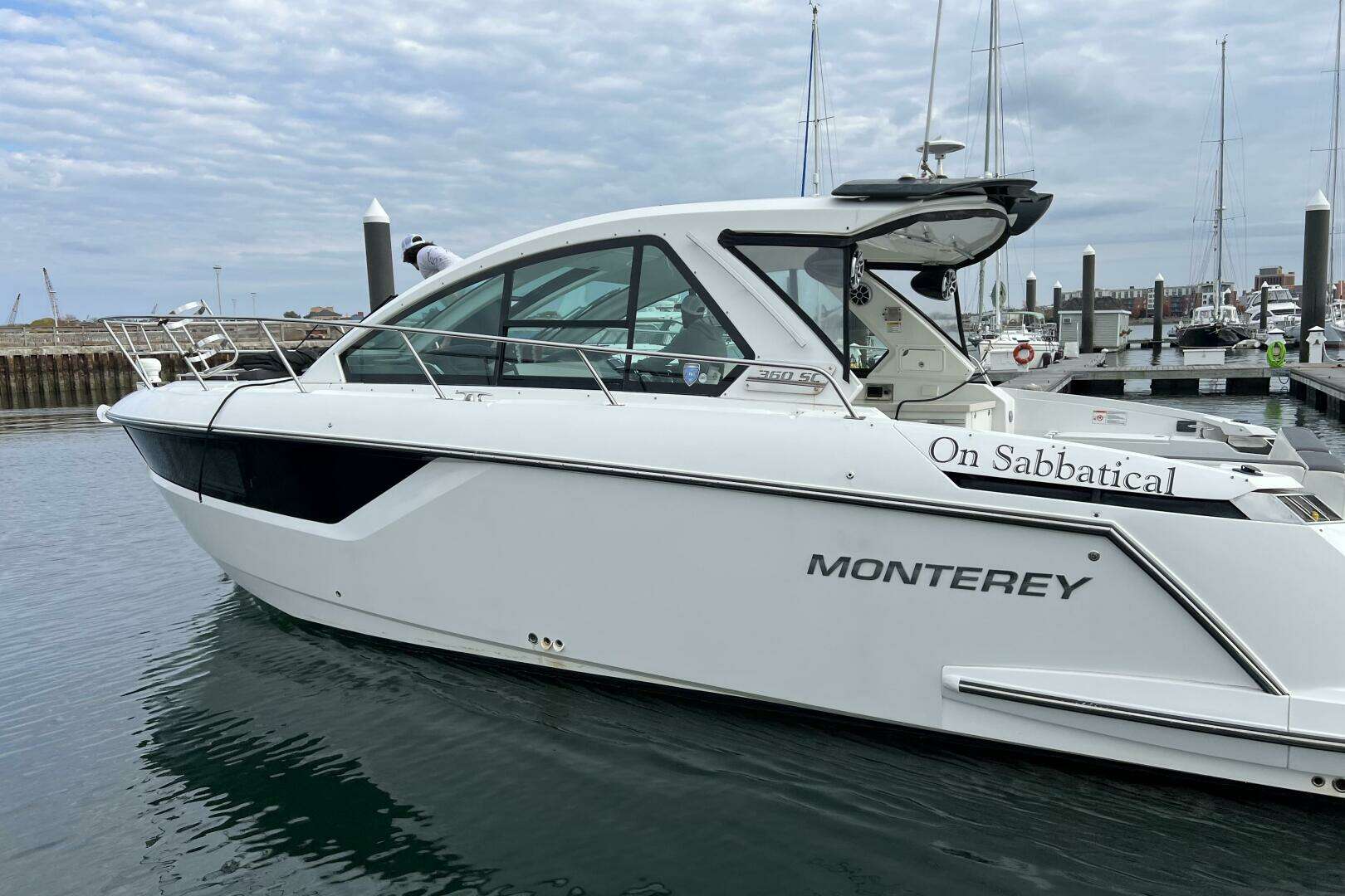 2018 Monterey 36 Sport Coupe - Image 3
