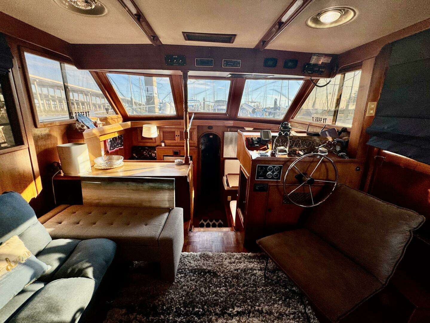 1986 Marine Trader 47 Tradewinds - Image 33