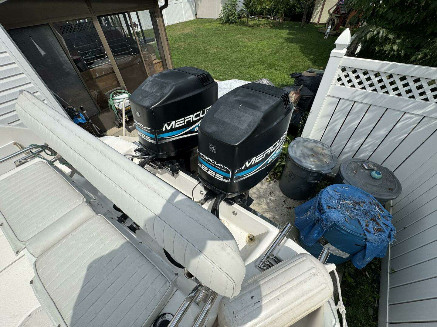 1999 Robalo 2640 - Image 20