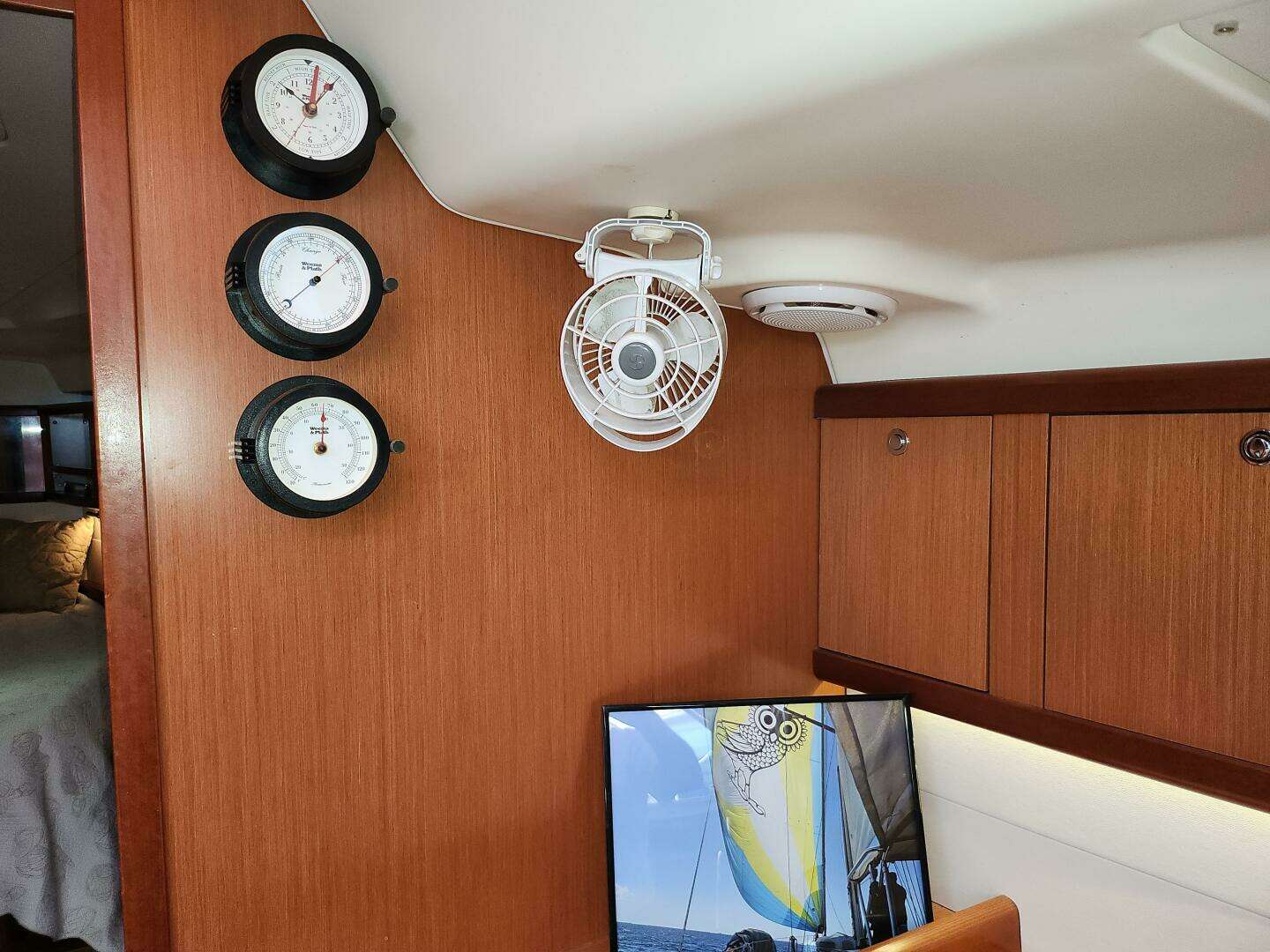 2011 Beneteau Oceanis 49 - Image 24
