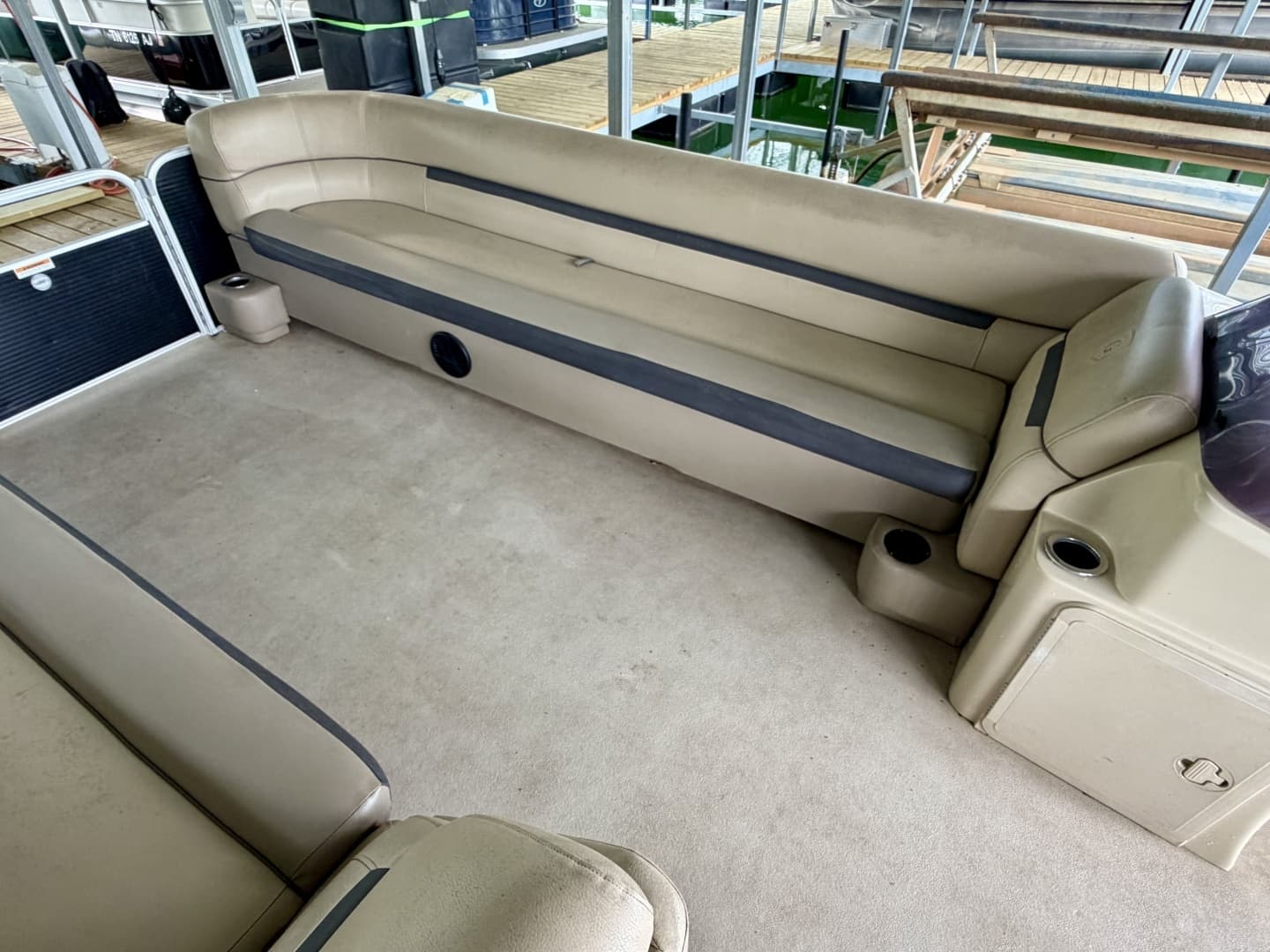 2019 Sweetwater 2386 Cruise Pontoon - Image 47
