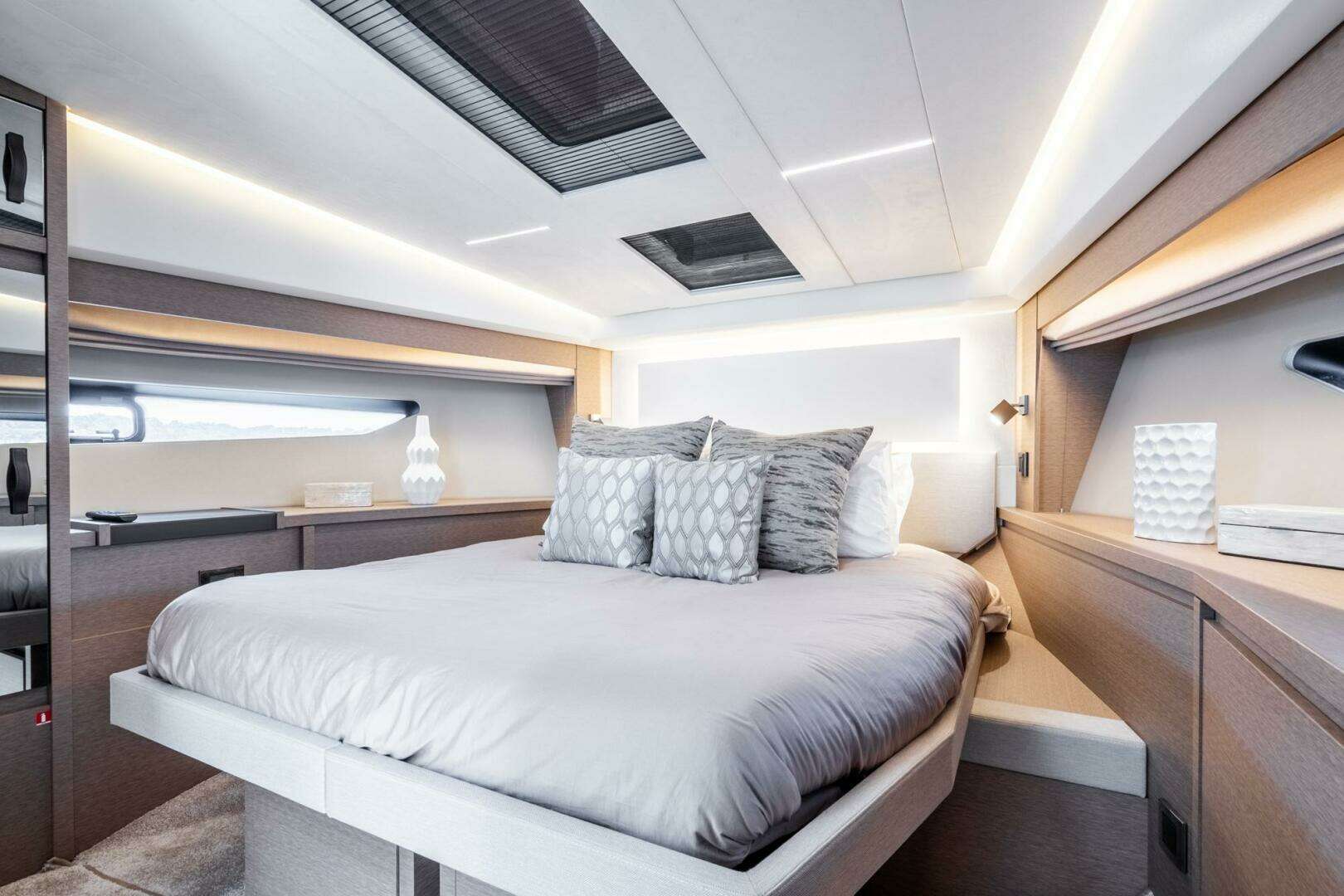 2019 Prestige — - Image 62