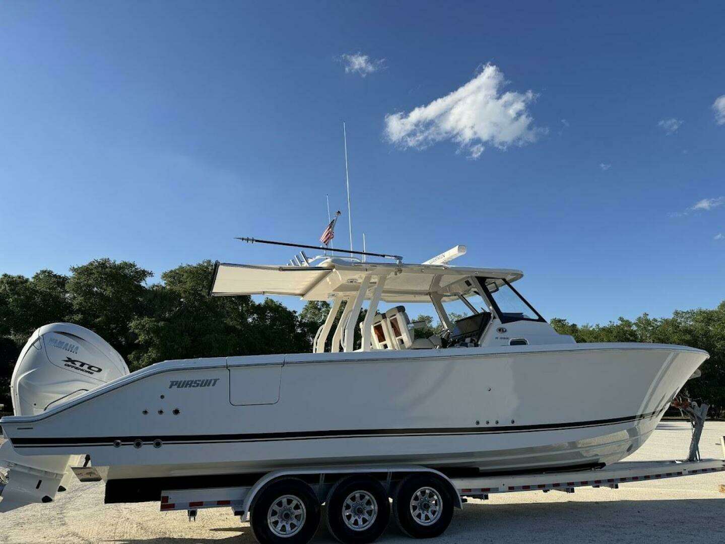 2024 Pursuit S358 - Image 7