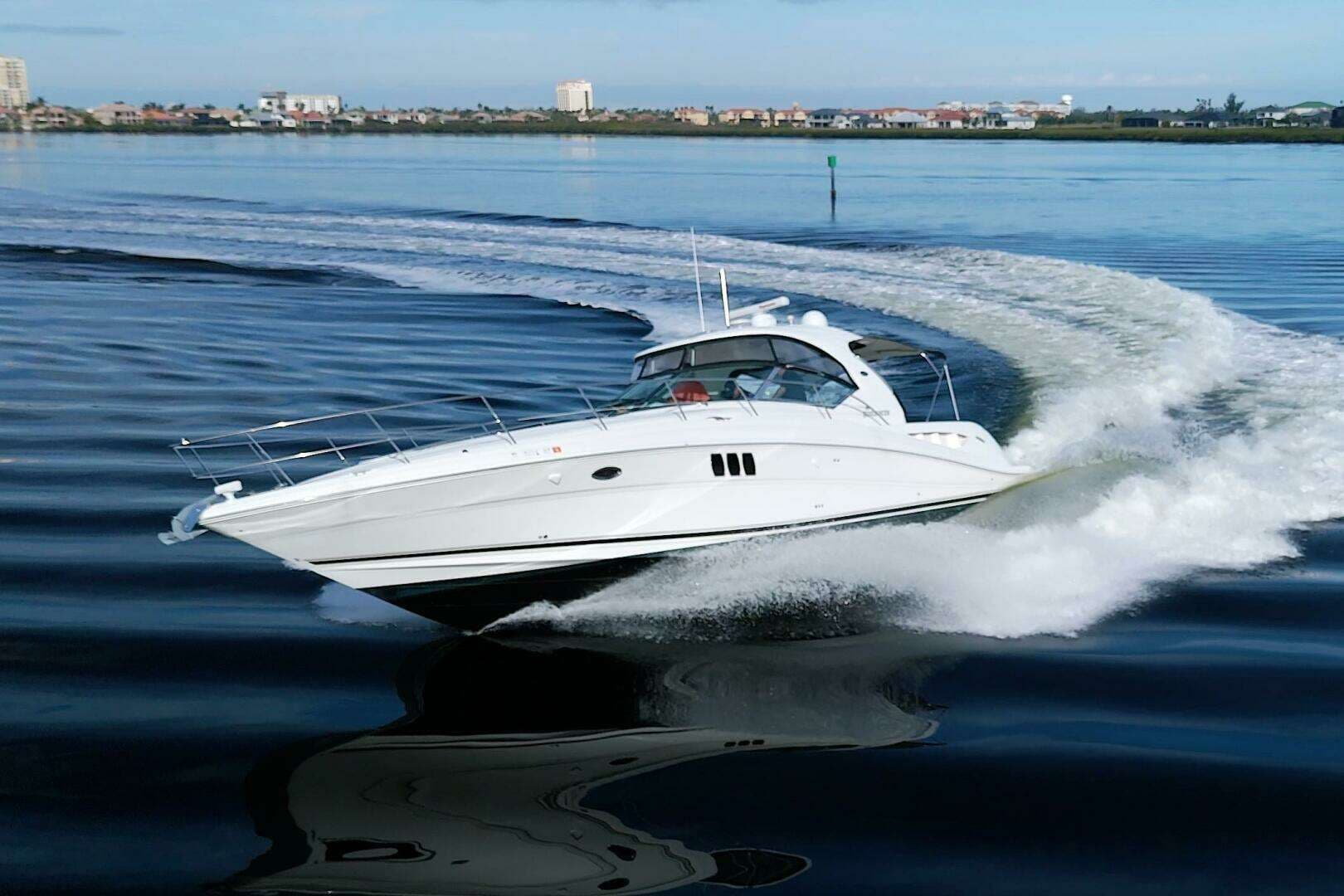 2009 Sea Ray 44 Sundancer - Image 6