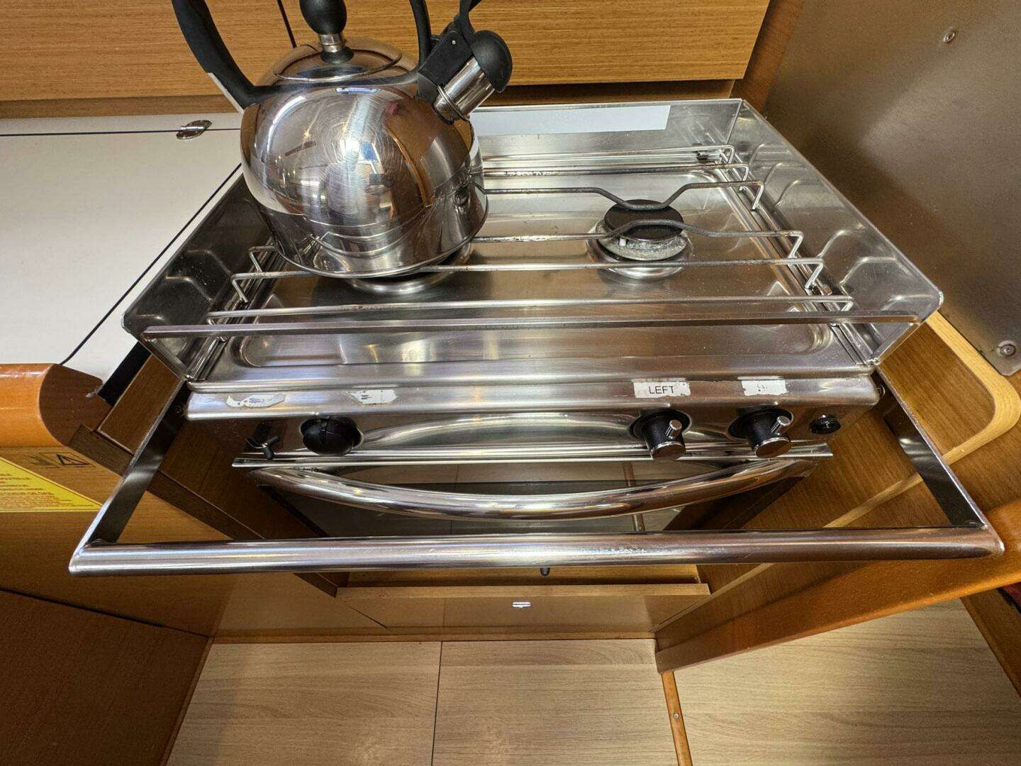 2018 Jeanneau Sun Odyssey 389 - Image 42