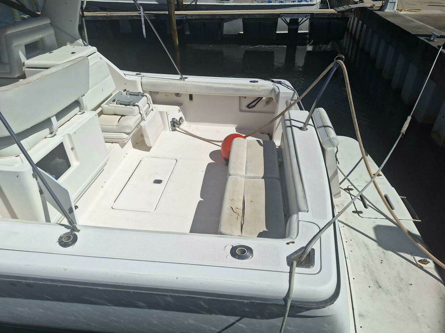 2002 Tiara Yachts 3500 Open - Image 4