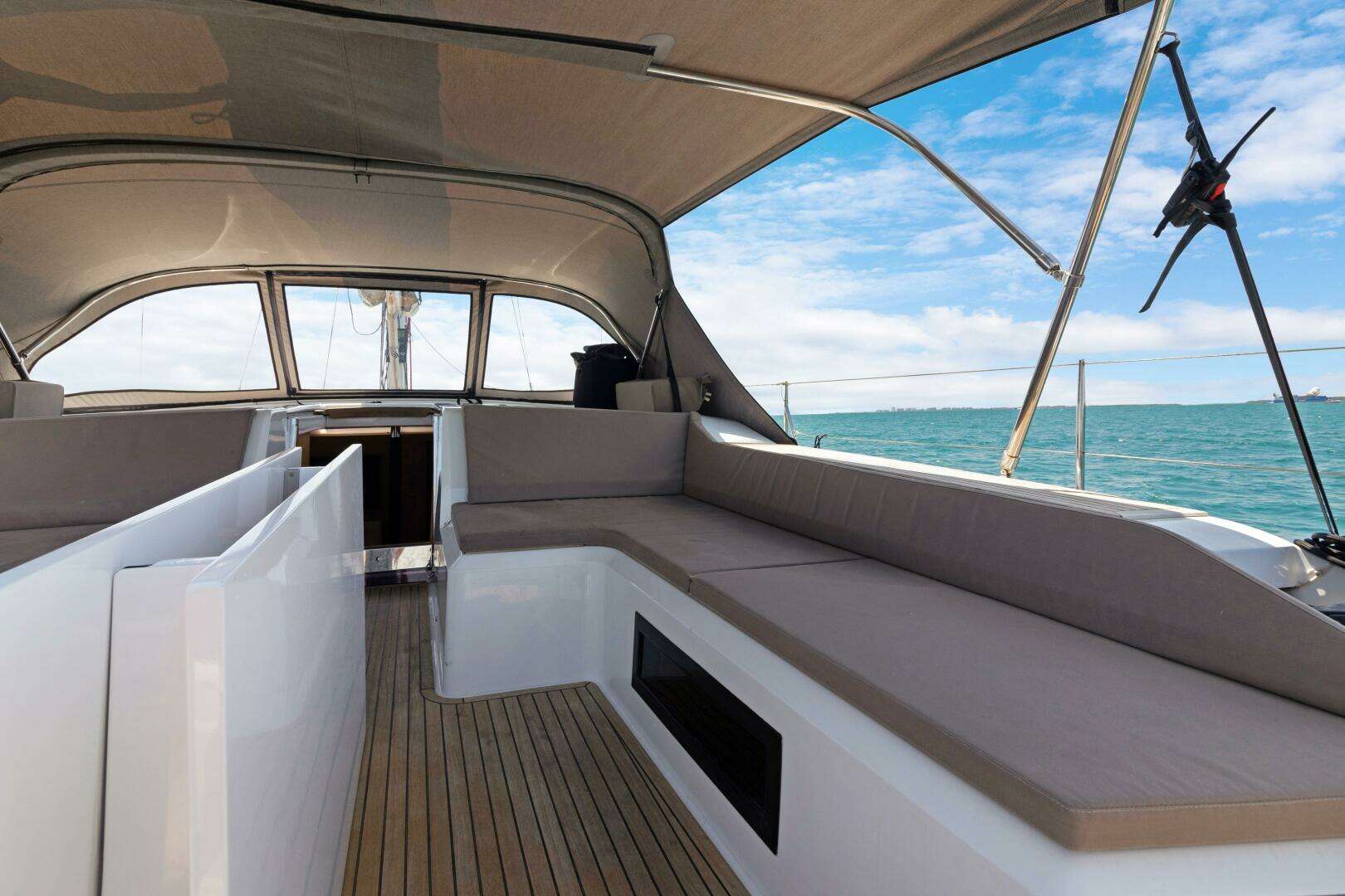 2017 Grand Soleil 52 LC - Image 19