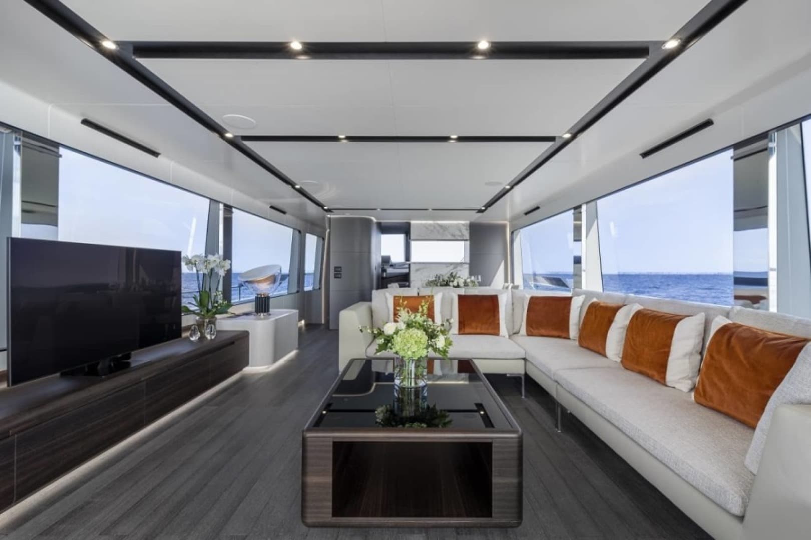 2024 Astondoa AS8 Flybridge - Image 19