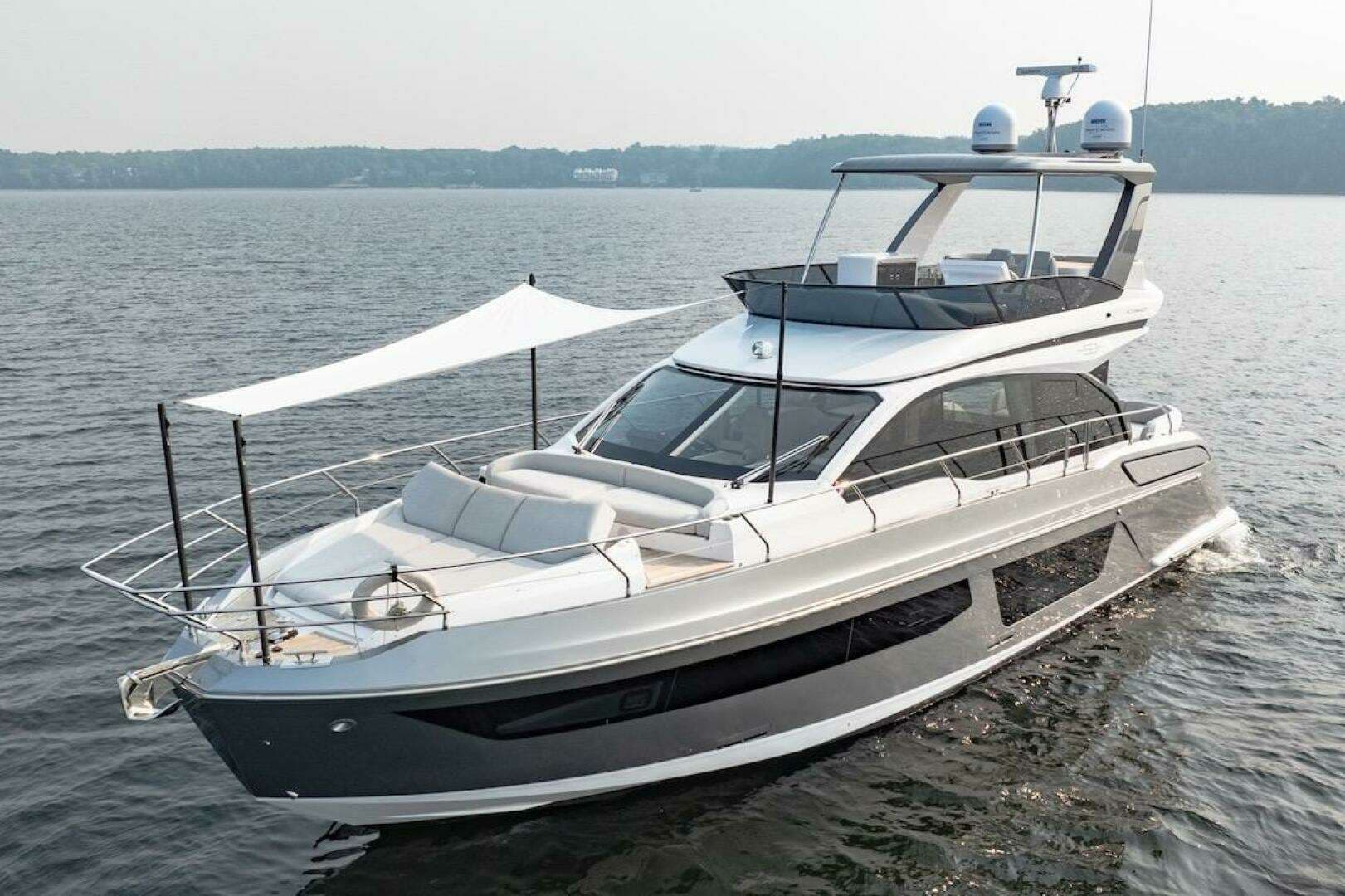 2023 Azimut Fly 53 - Image 10