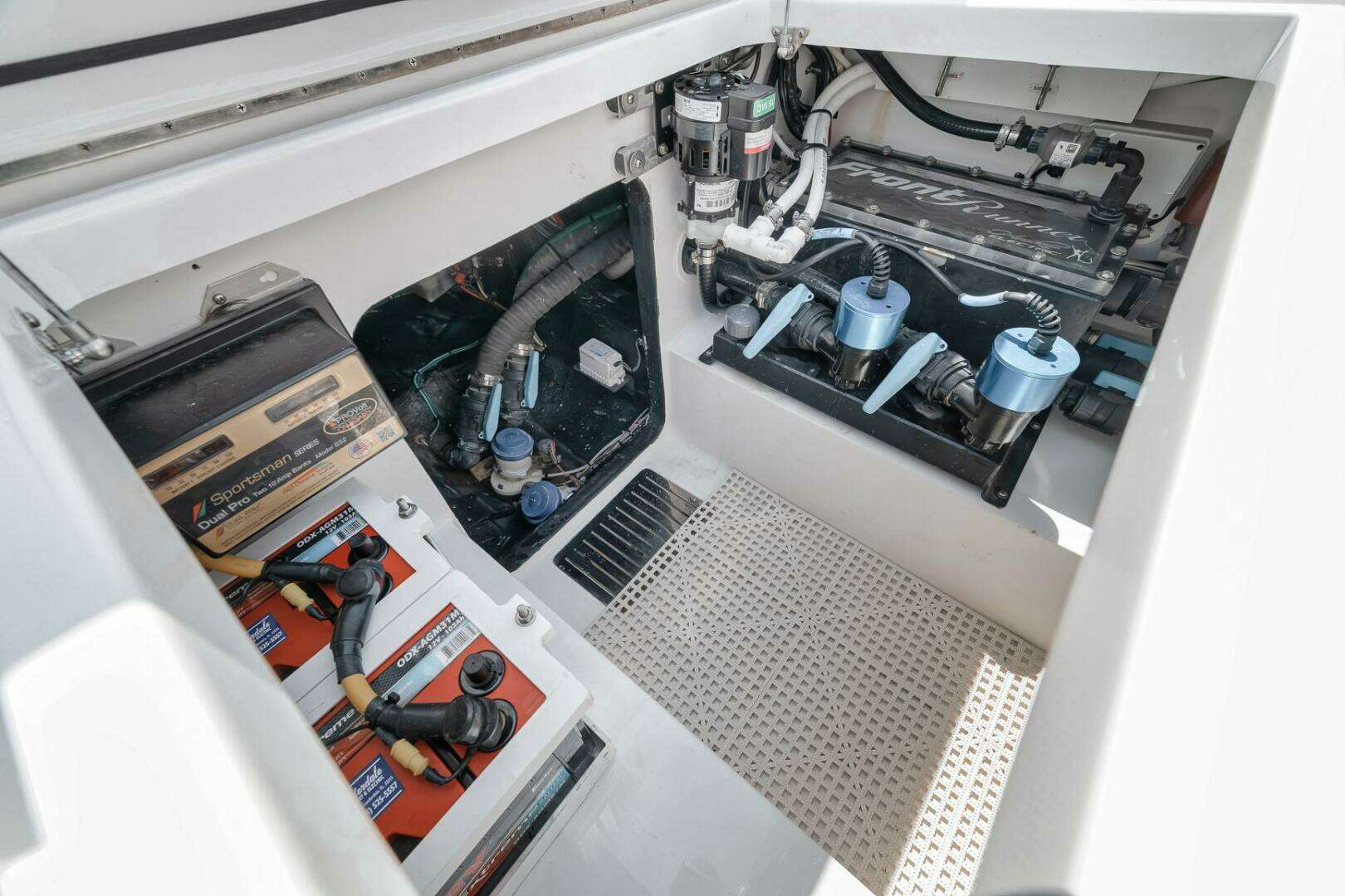 2024 Front Runner 47 CC - Image 37
