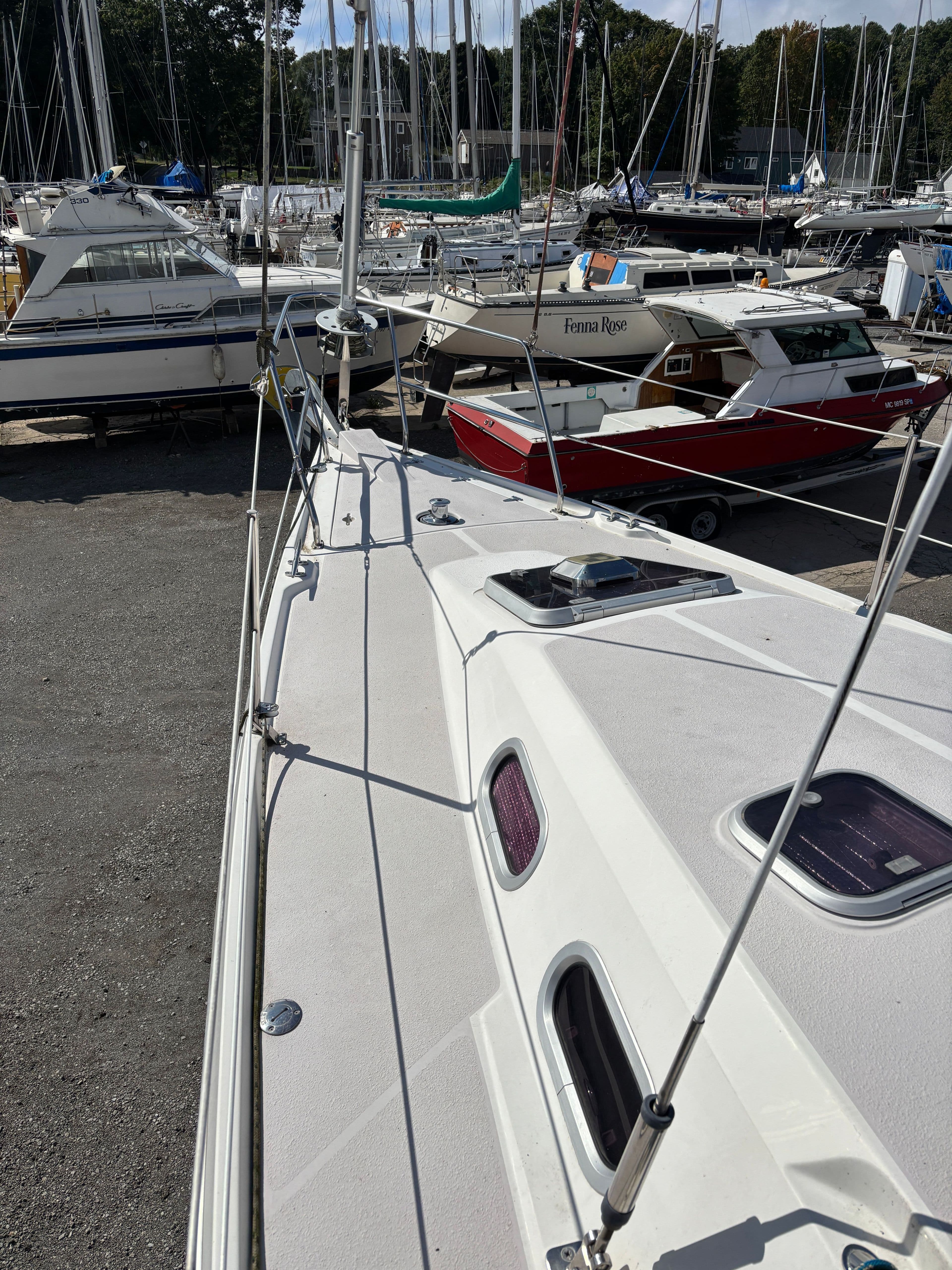 2000 Catalina 380 - 19