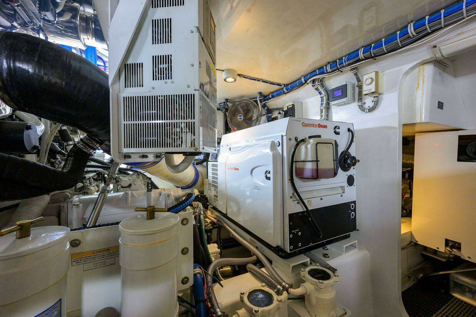 2013 Hatteras GT63 - Image 44