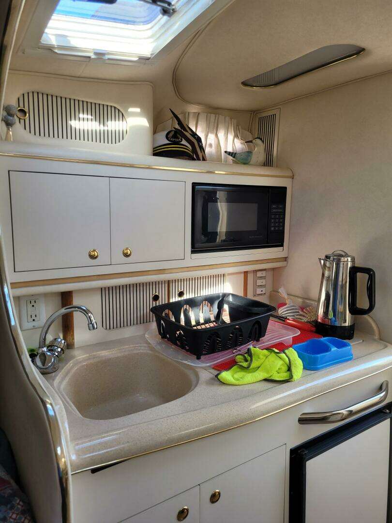 2000 Sea Ray 290 - Image 46