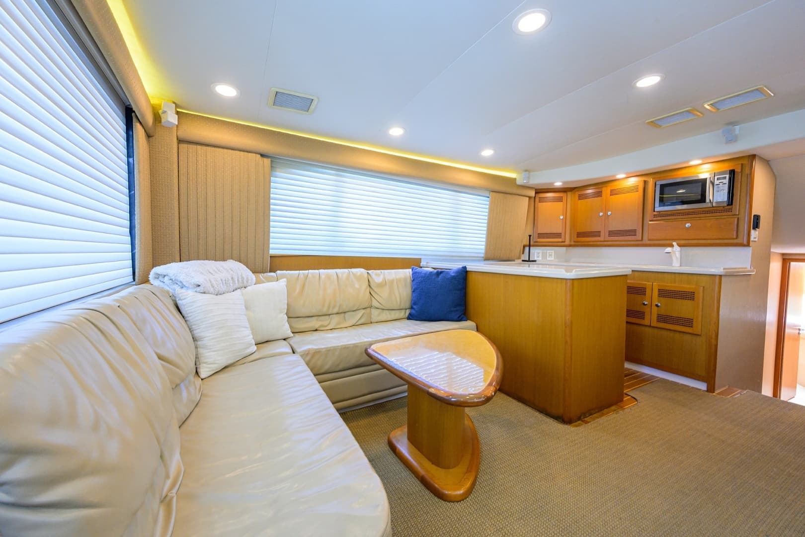 2003 Cabo 48 Flybridge - Image 3