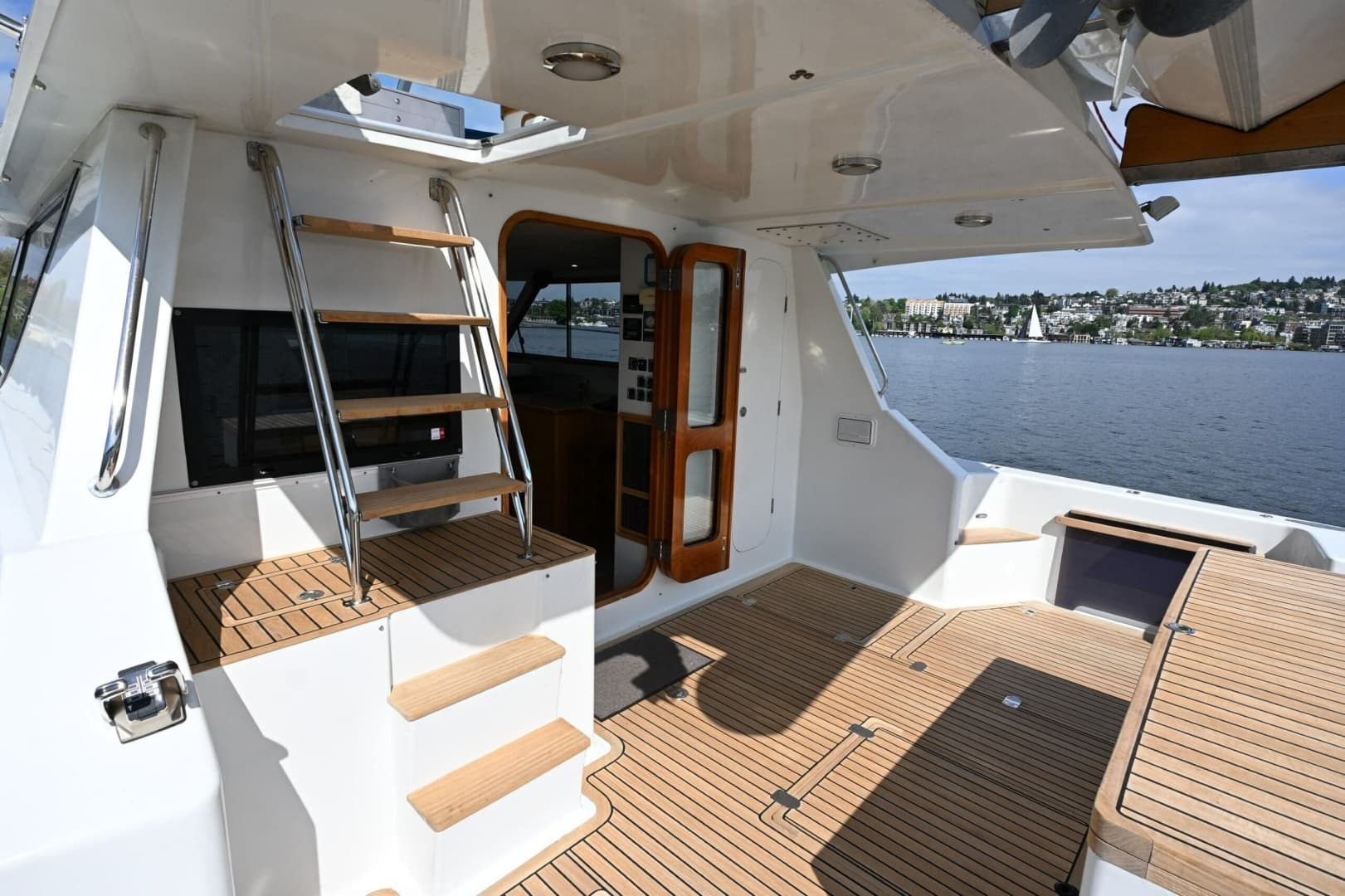 2002 Powercat 41.4 - Image 25