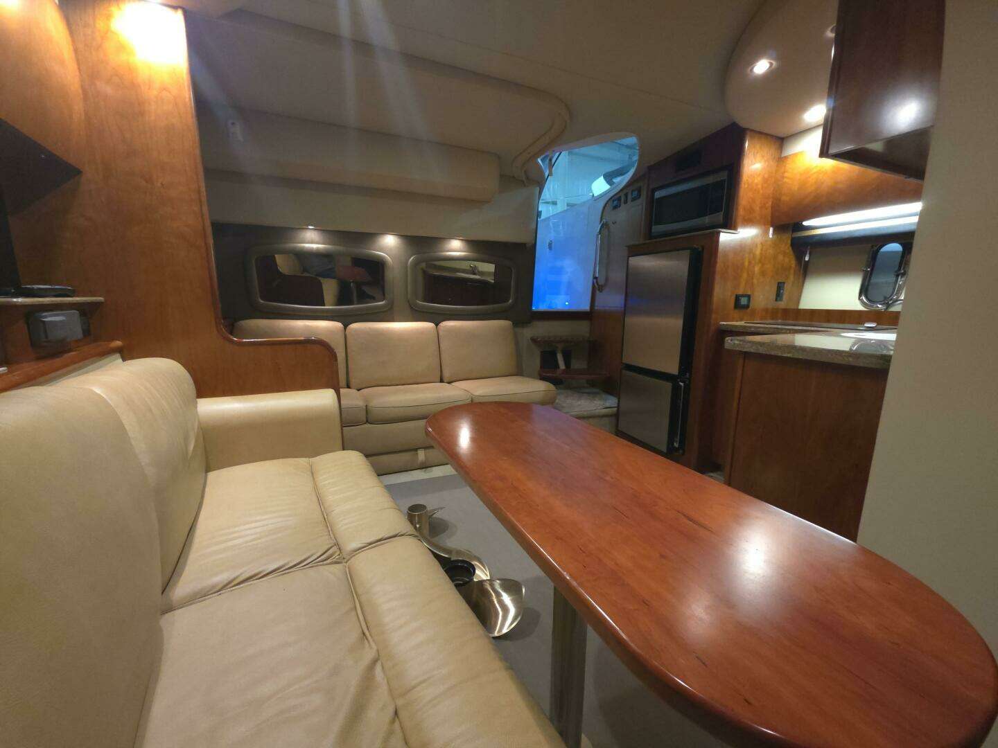 2008 Cruisers Yachts — - Image 25