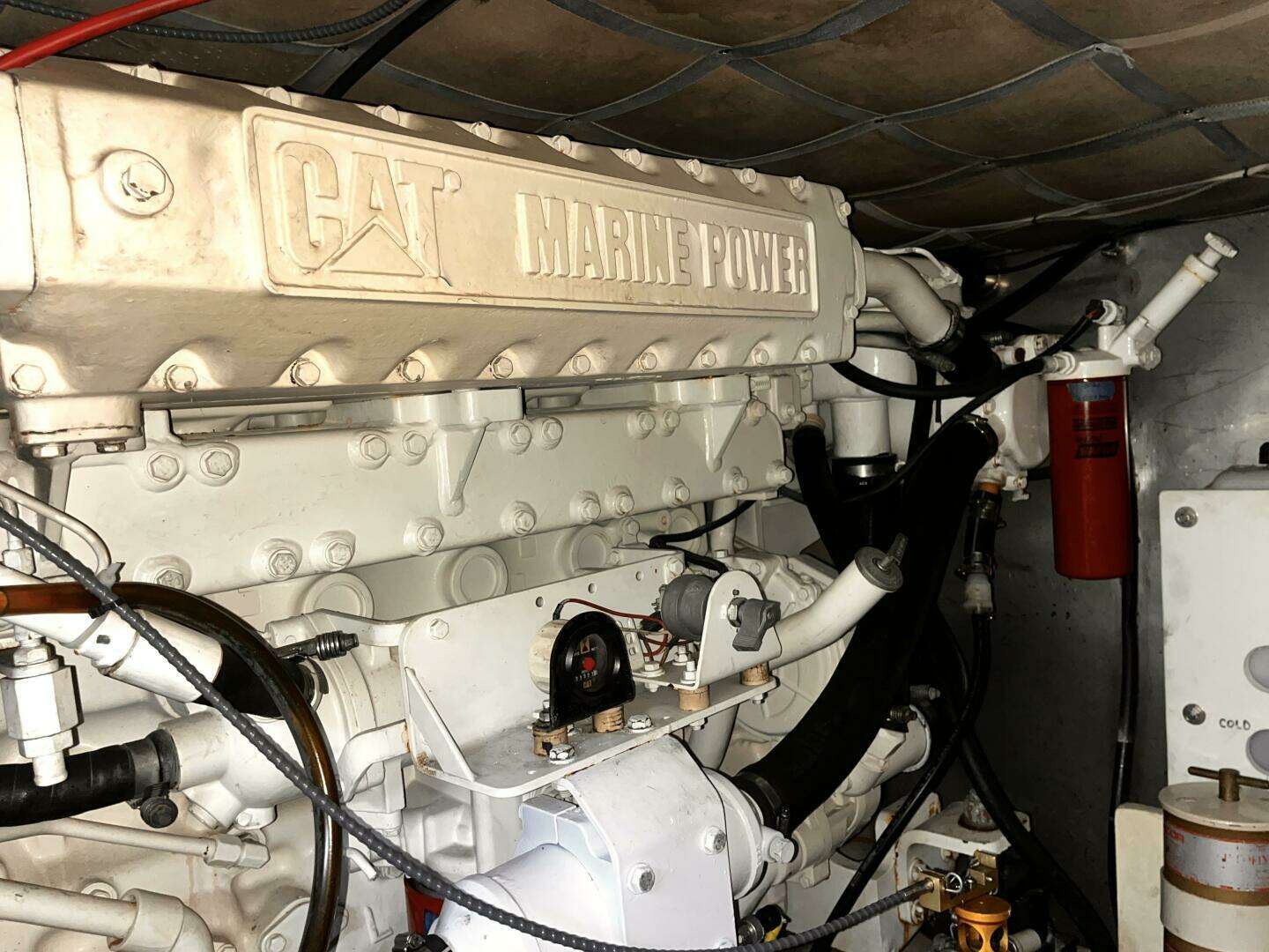 2004 Ferretti Yachts 530 - Image 13