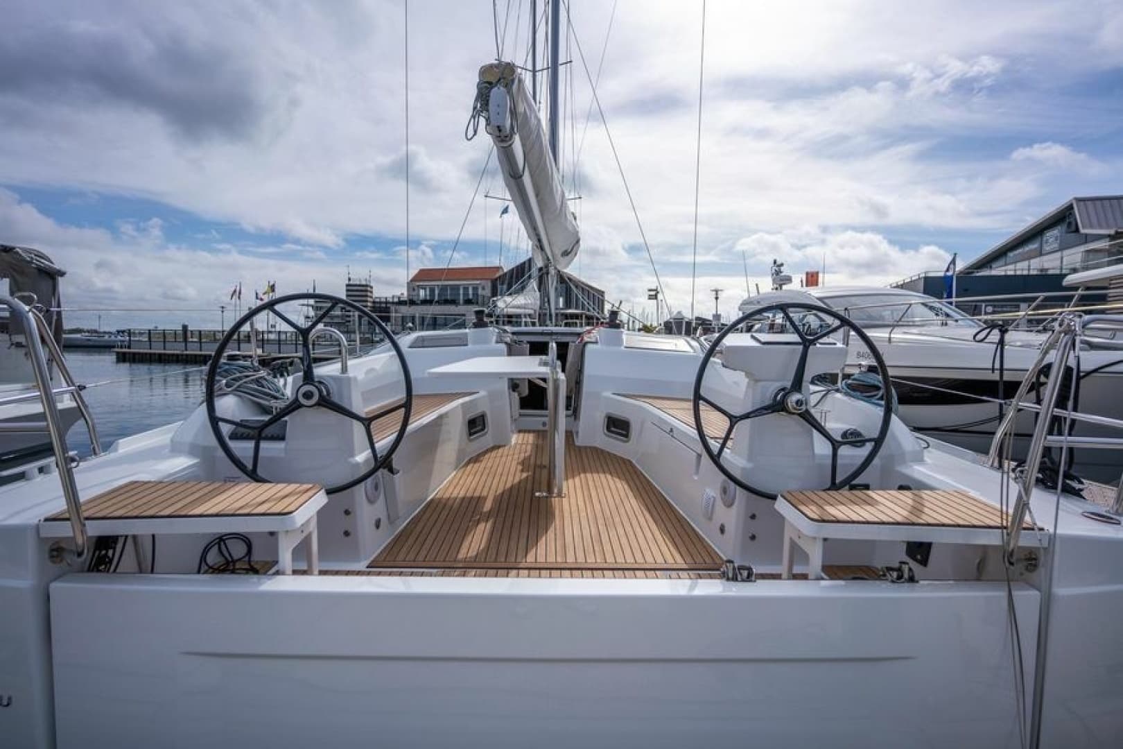 2026 Beneteau Oceanis 37.1 FIRST LINE - Image 6