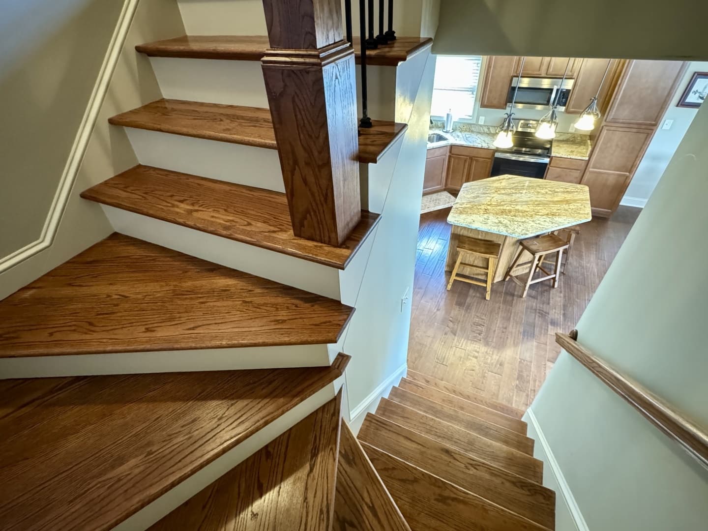 2010 Custom Floating Cabin - Approx 1340sqft - Image 87