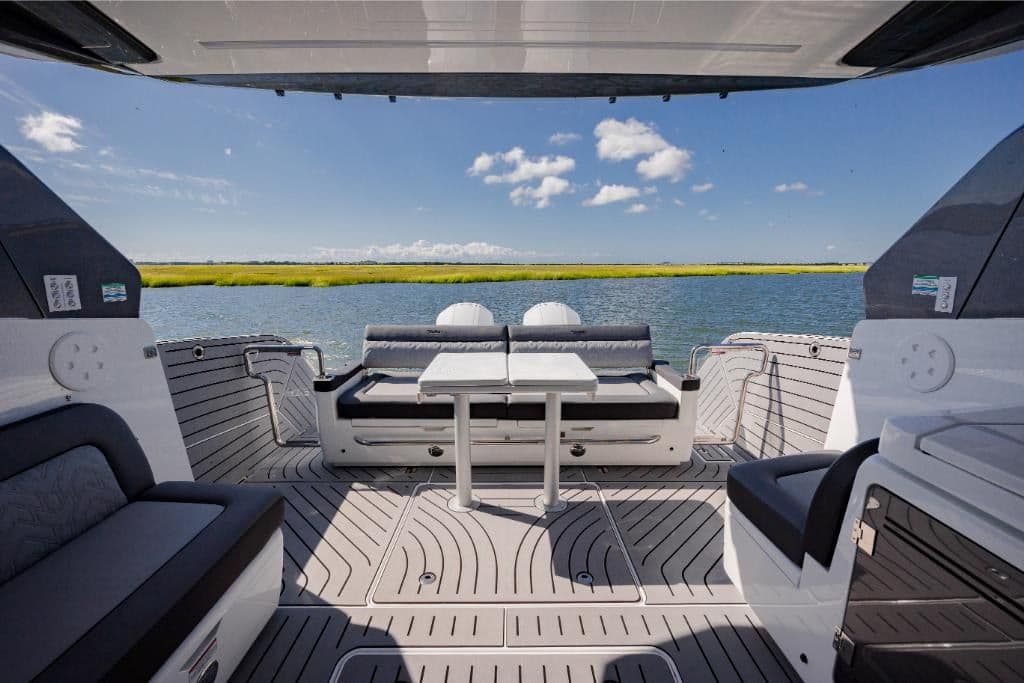 2023-Galeon-375-GTO-MarineMax