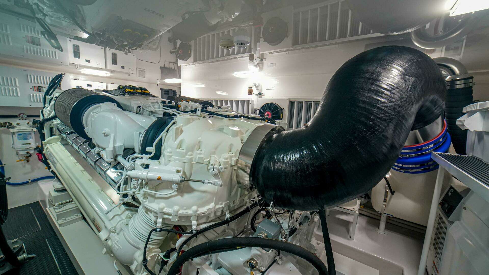 2023 Viking 72 Convertible - Image 101