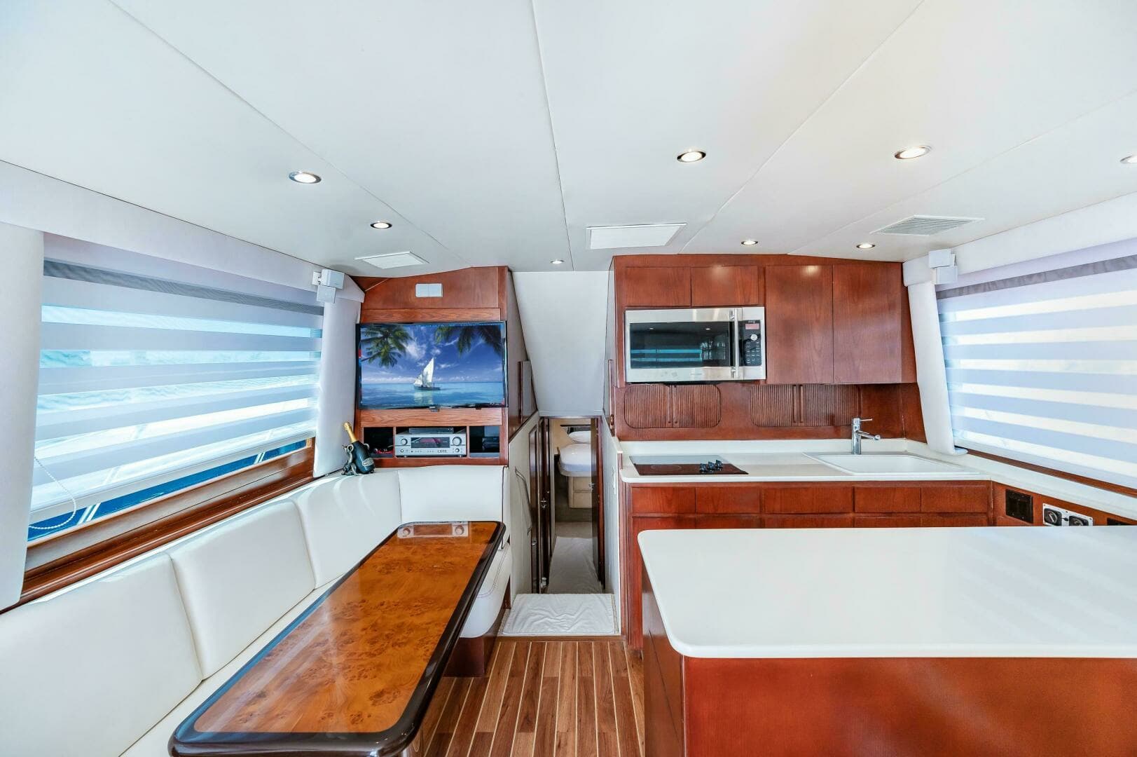 1992 Hatteras 50 Convertible - Image 20