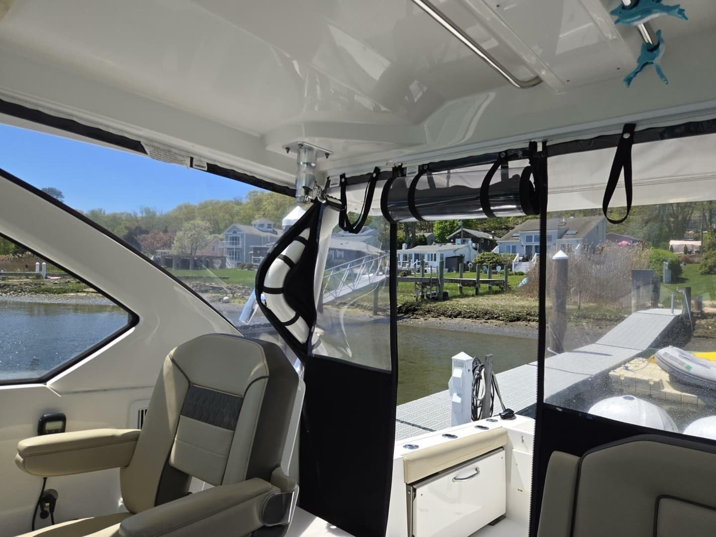 2019 Pursuit 355 Offshore - Image 46