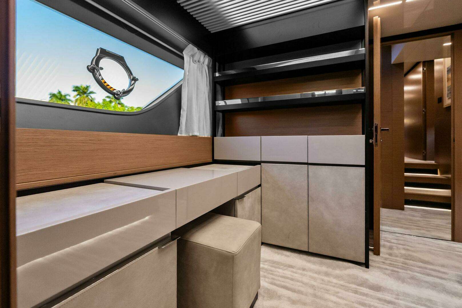 2019 Ferretti Yachts 780 - Image 44