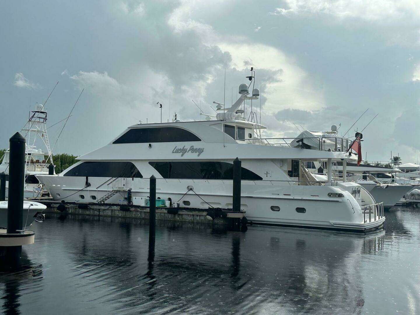 2014 Hargrave Sky Lounge - Image 2