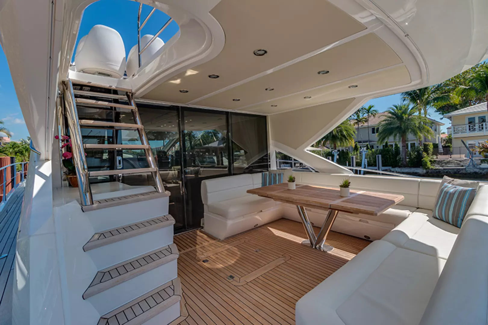 2015 Sunseeker Sport Yacht 68 - Image 41