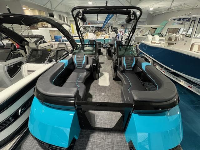 2025 Godfrey XP2700W - 21