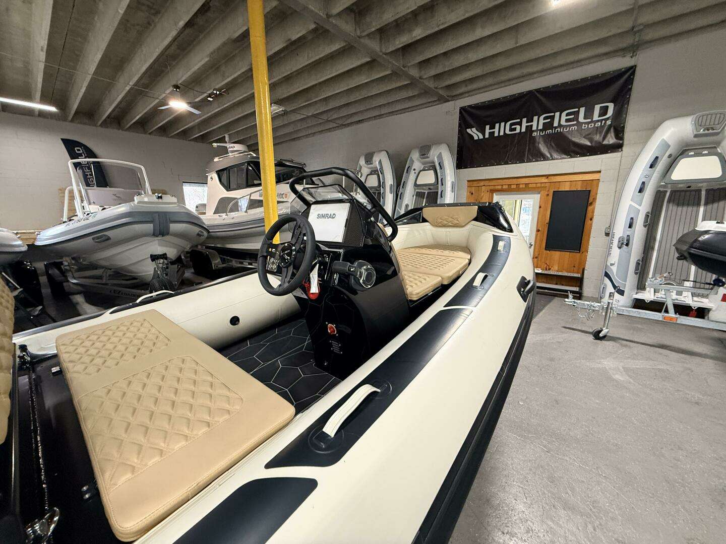 2026 Highfield Sport 420 - Image 10