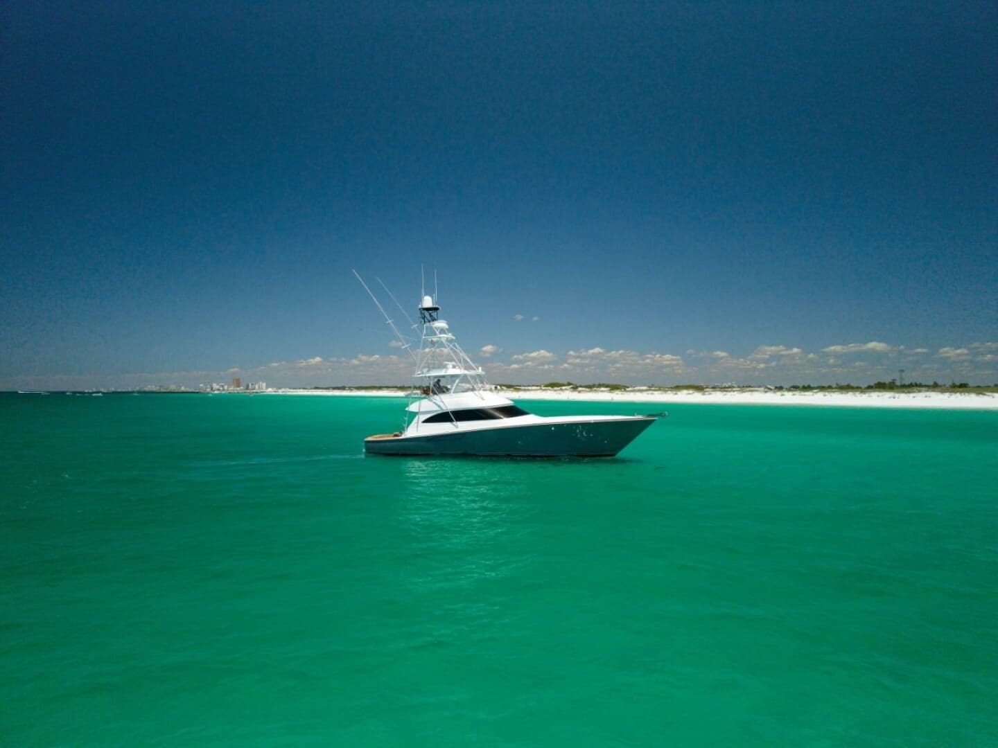 2015 Viking 62 Convertible - Image 39