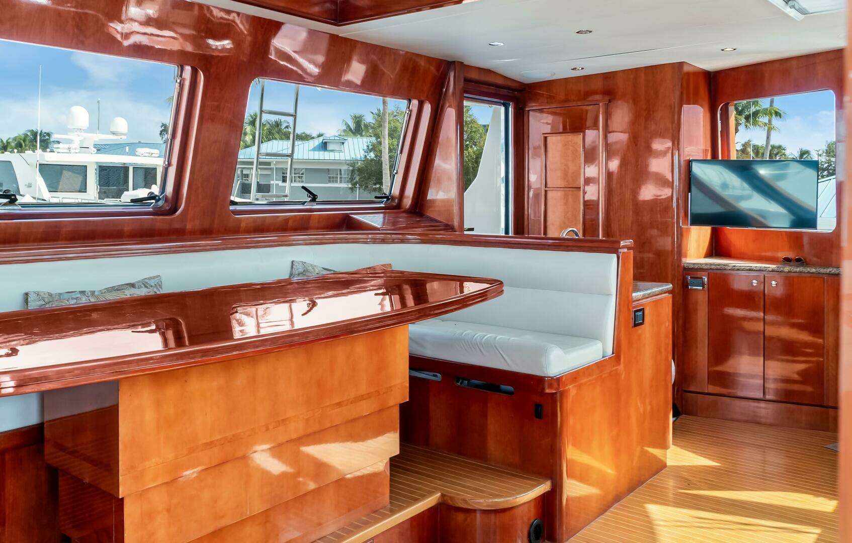 2005 Ocean Alexander 80 motoryacht - Image 36