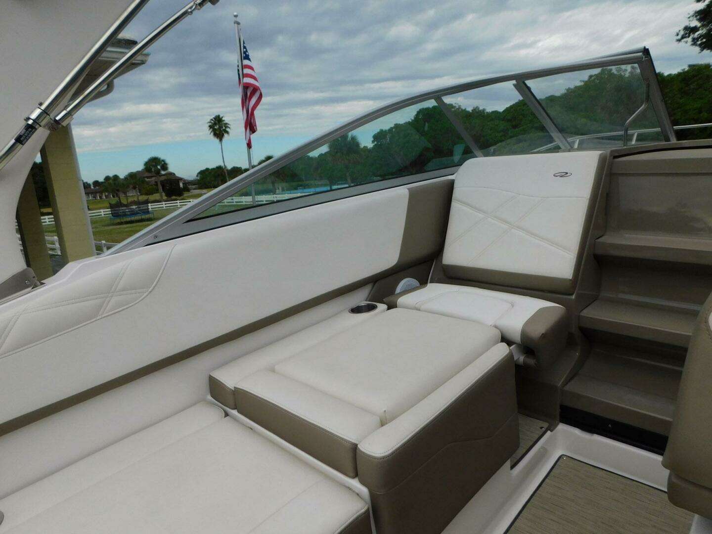 2018 Regal 26 Express - Image 23