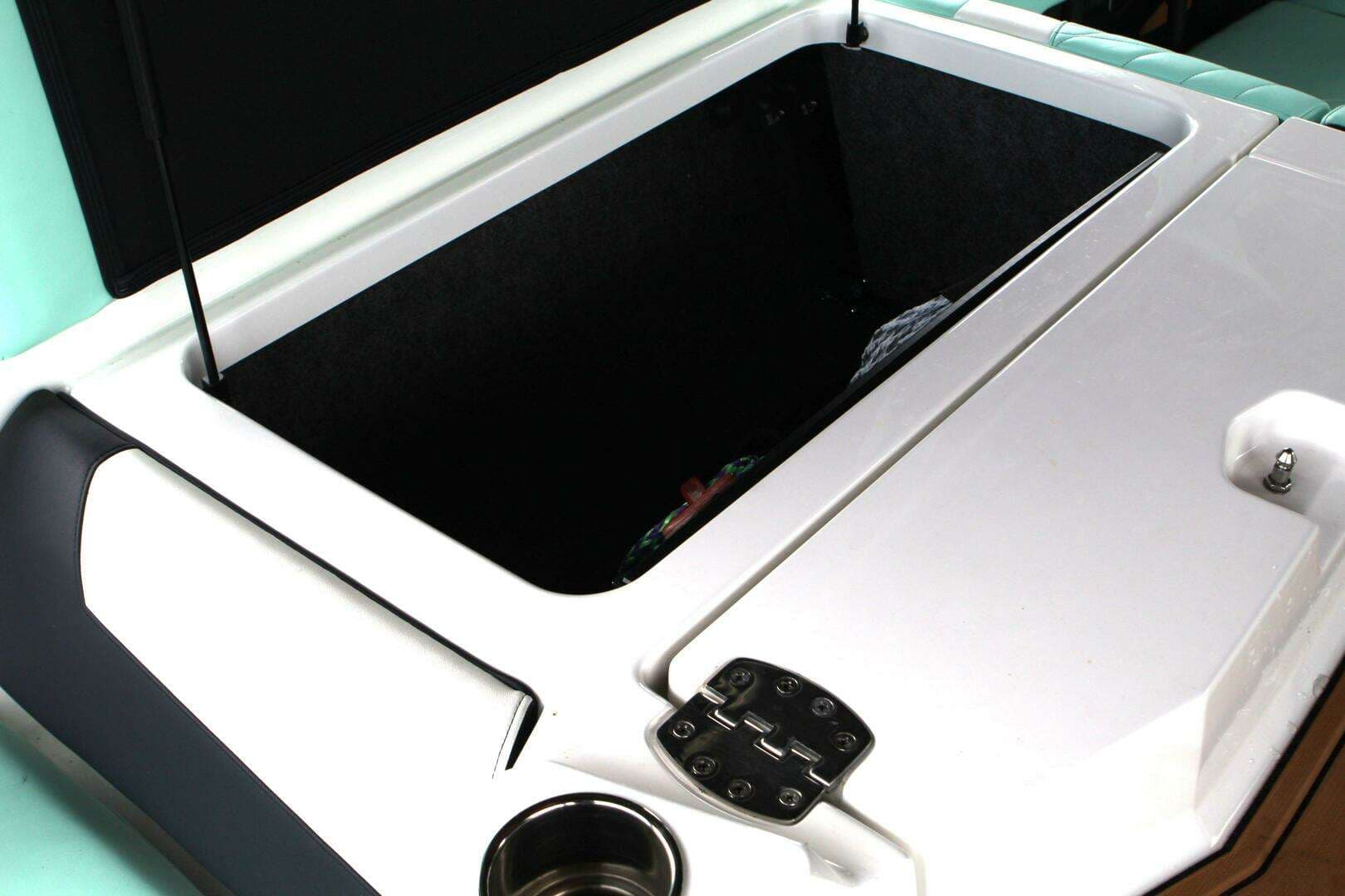 2024 Nautique Super Air G23 - Image 39