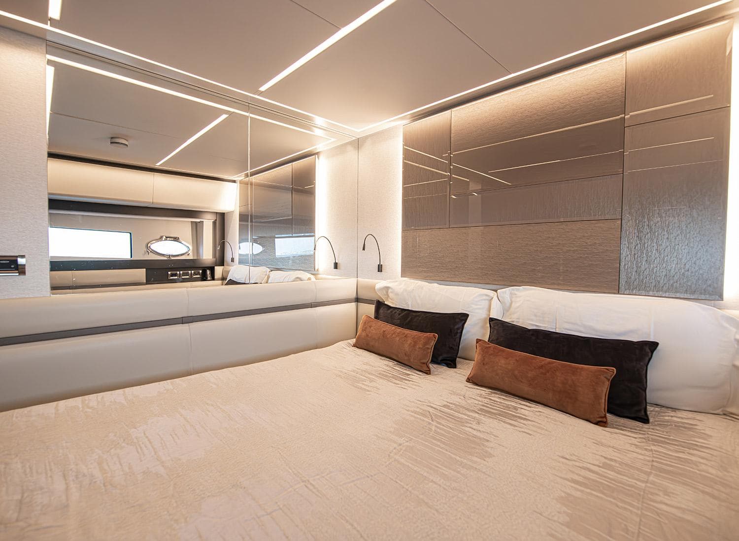 Pershing 9X