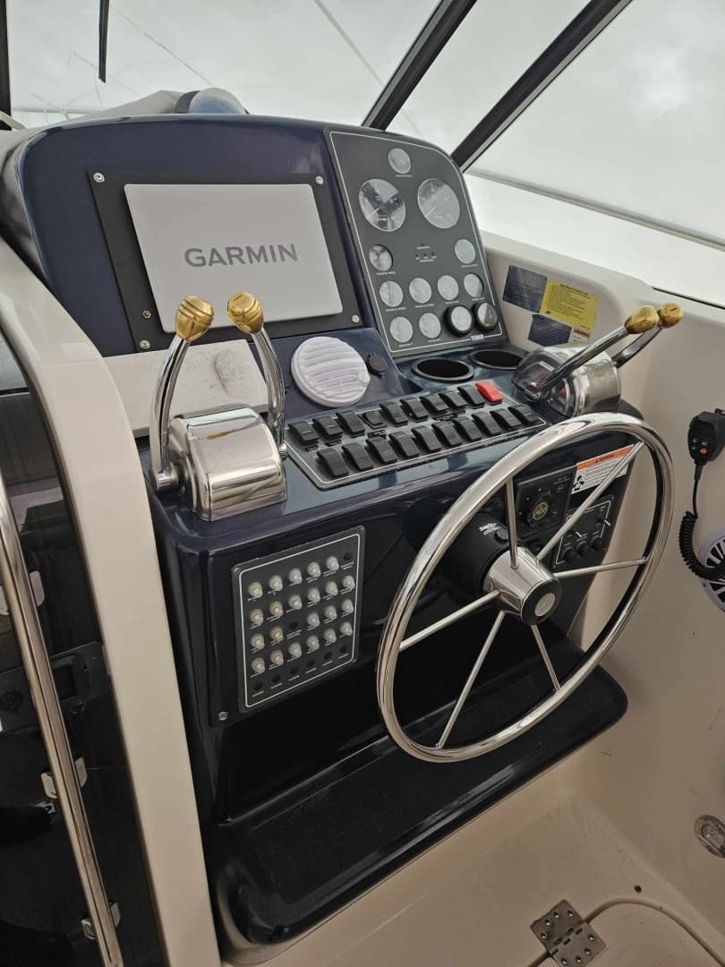 1998 Tiara Yachts 3500 Open - Image 18