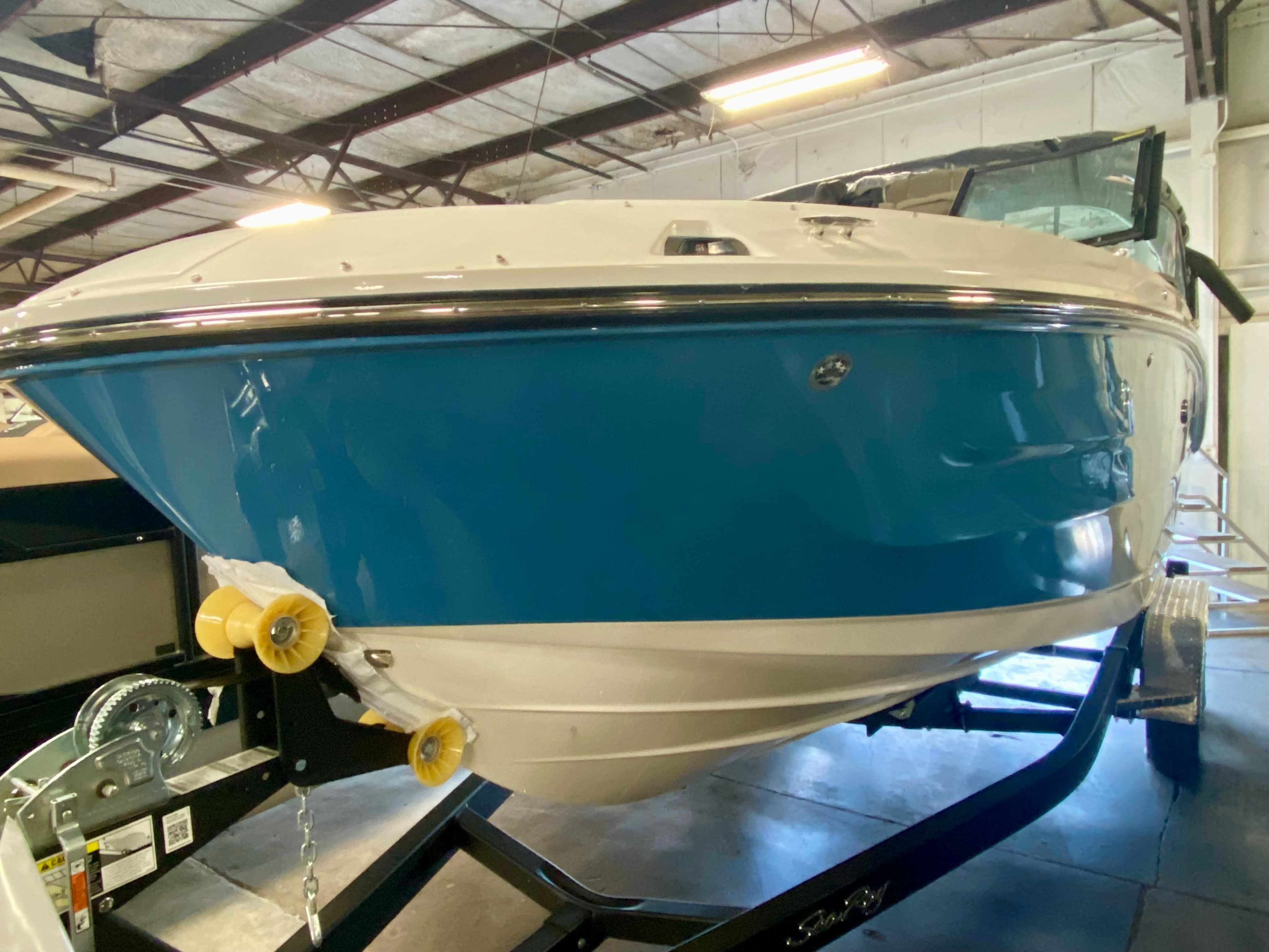 2026 Sea Ray SDX 230 - 2