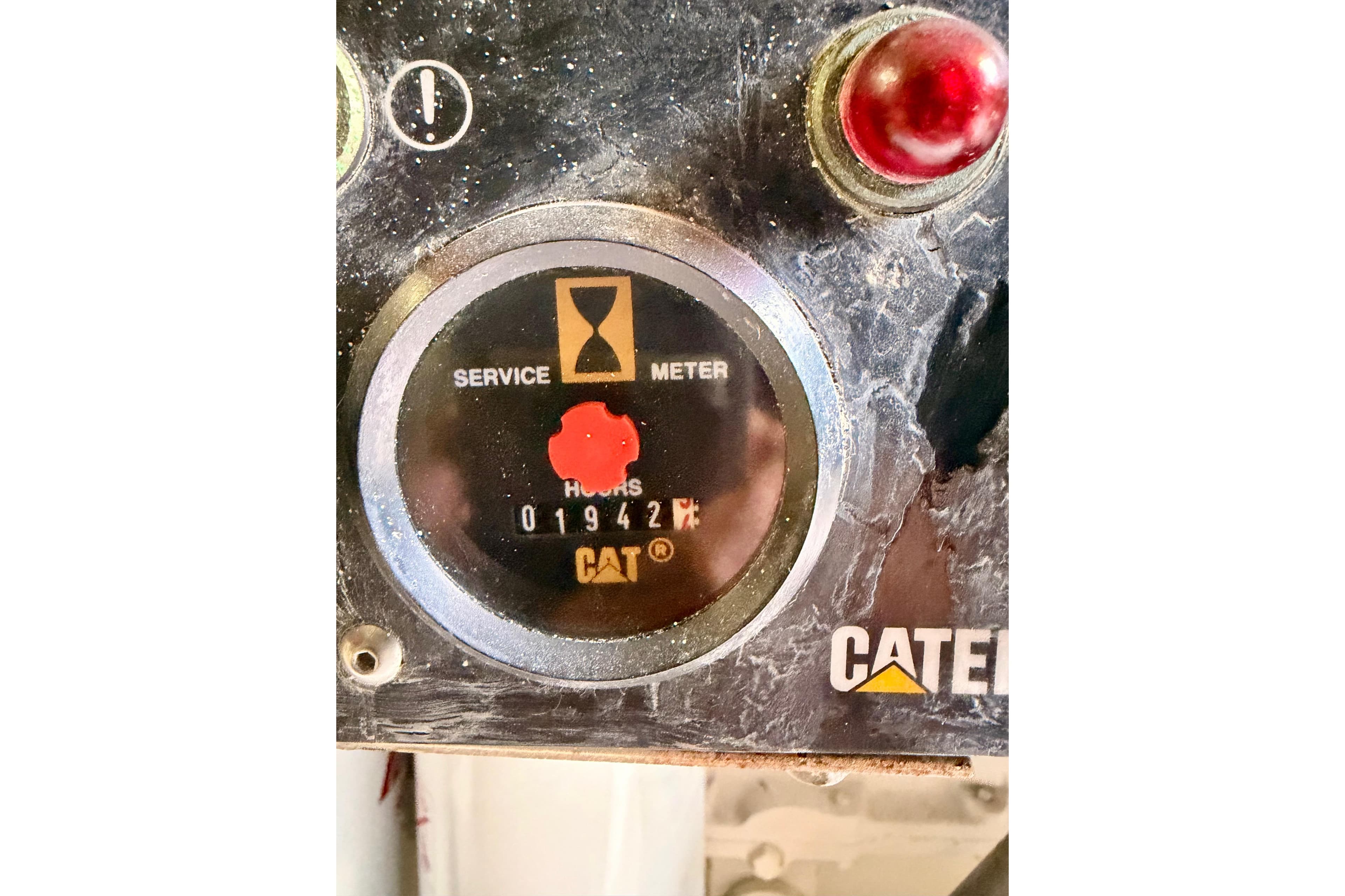 Service meter showing 1942 hours on a 2004 Riviera 60 Flybridge.
