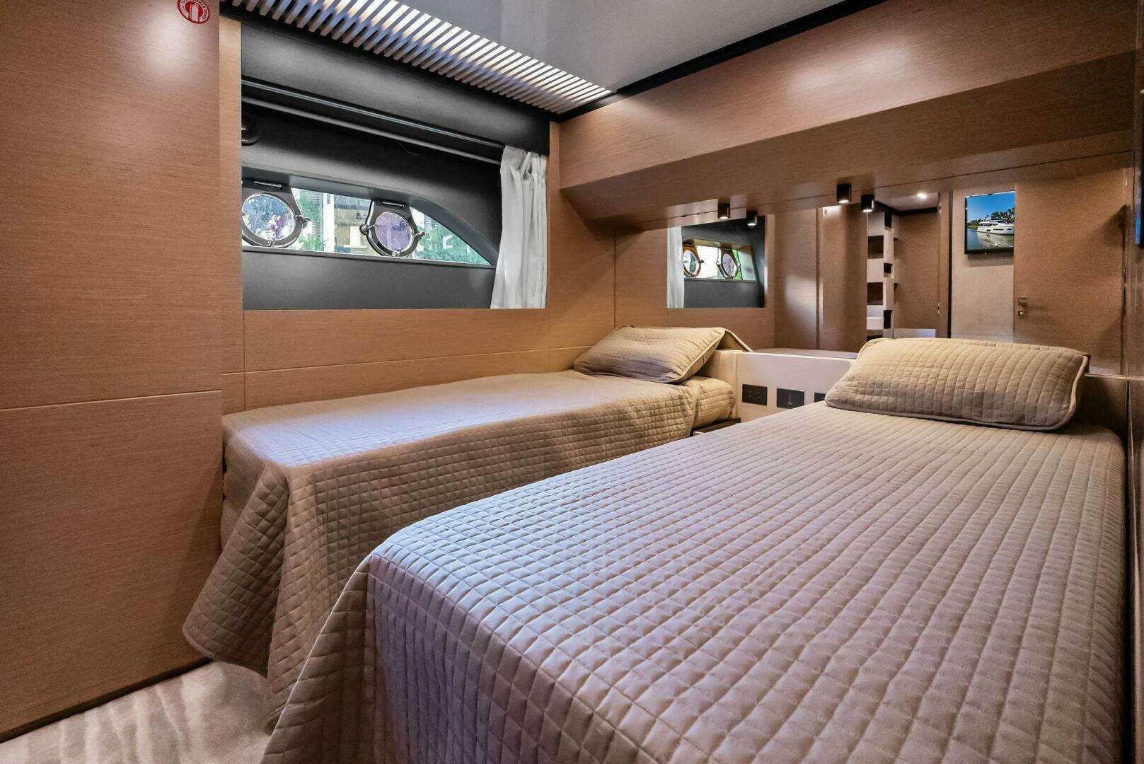 2019 Ferretti Yachts 780 - Image 46