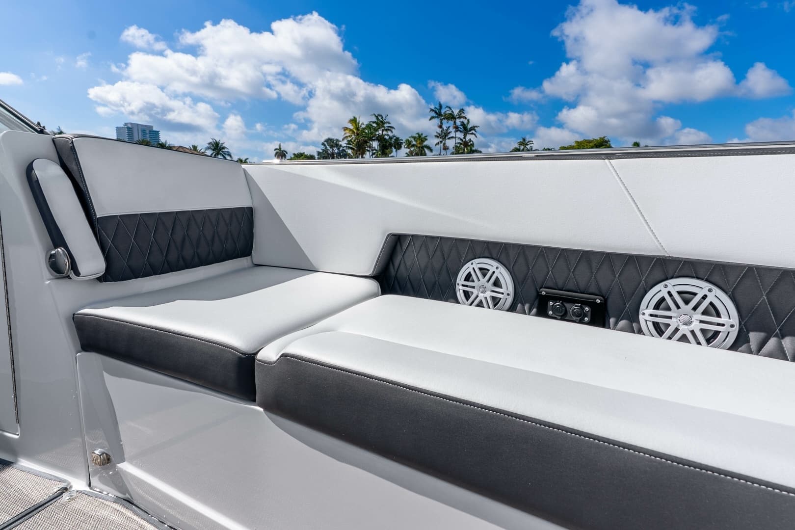 2022 Monterey — - Image 17