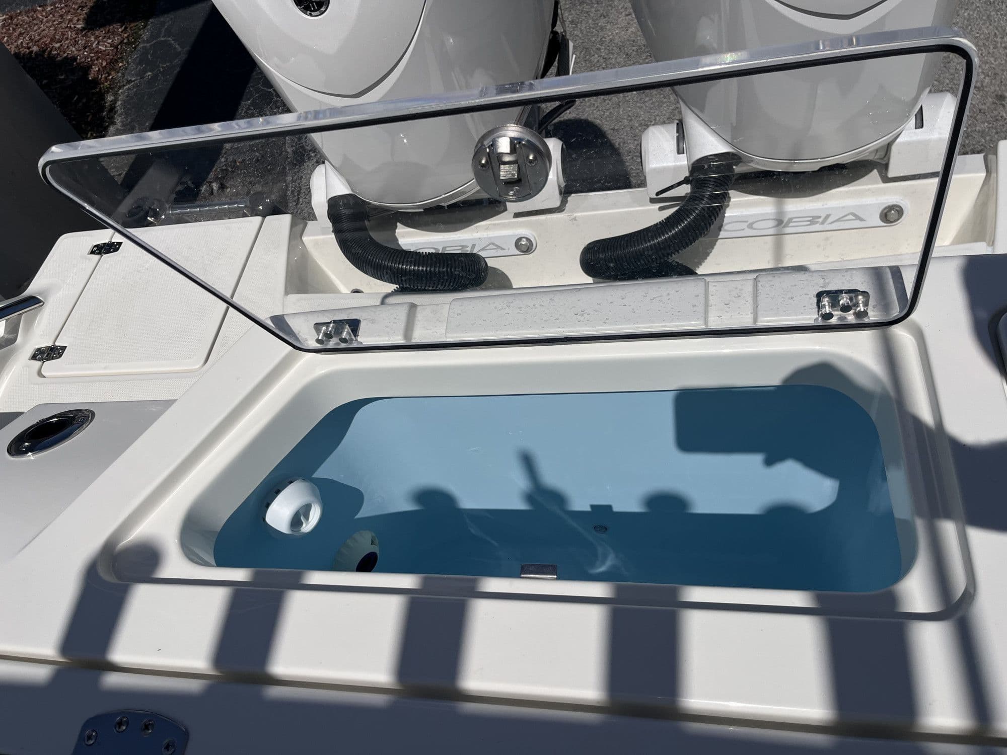 2026 Cobia 245 Center Console - 28