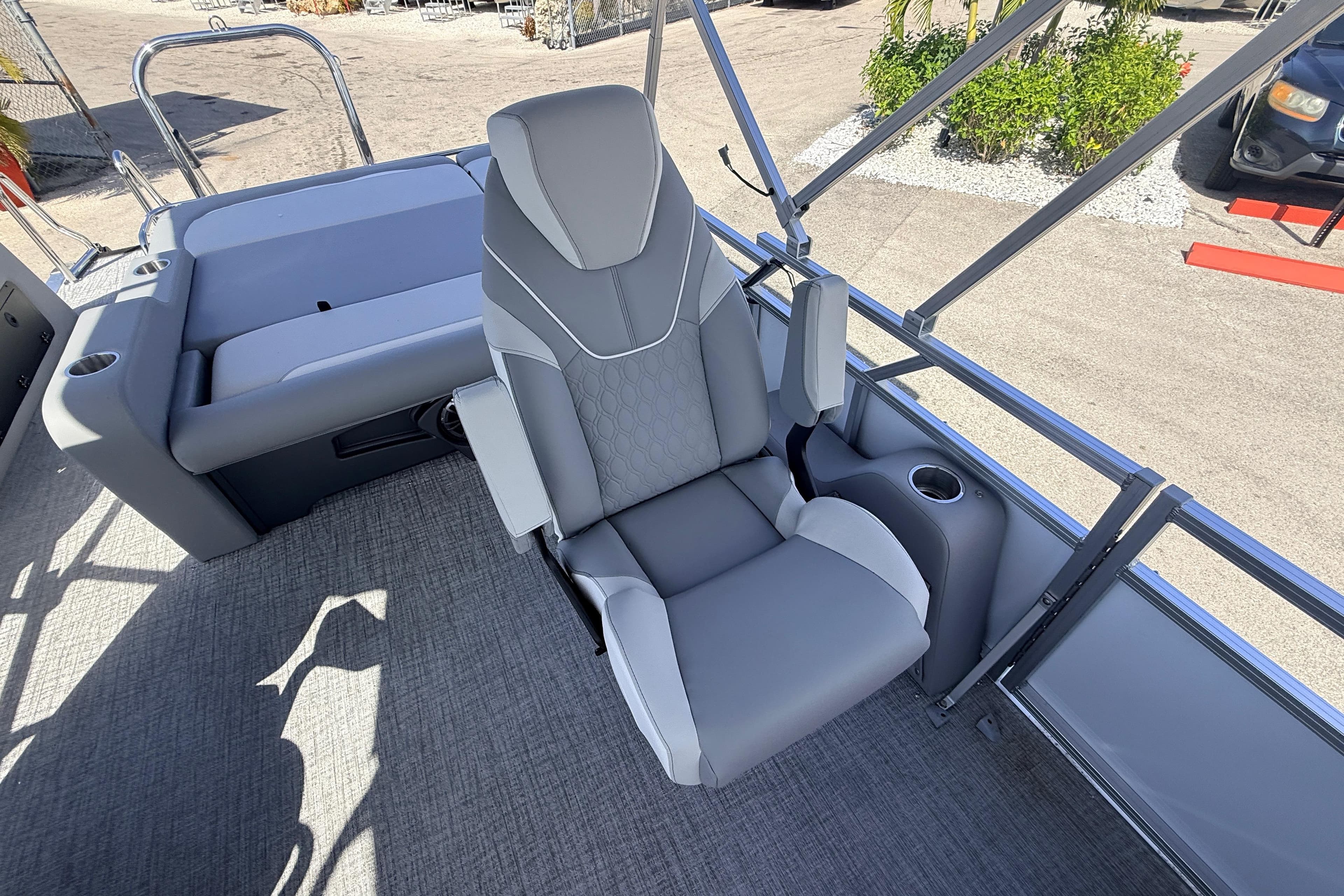 Luxurious seating on 2026 Avalon 2385 Venture 85 VRB Tri Toon boat.