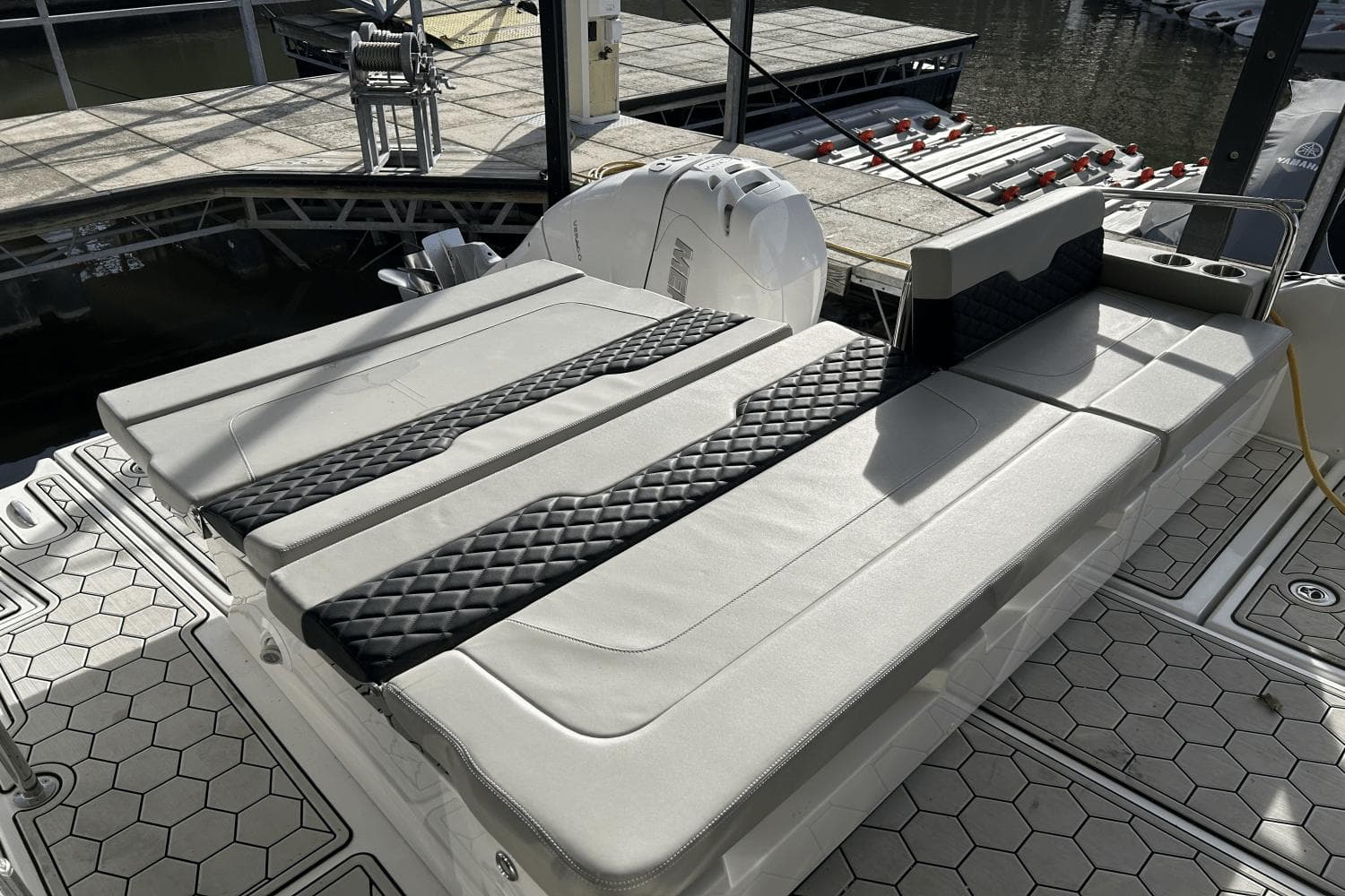 2021 Aquila 36 - 12