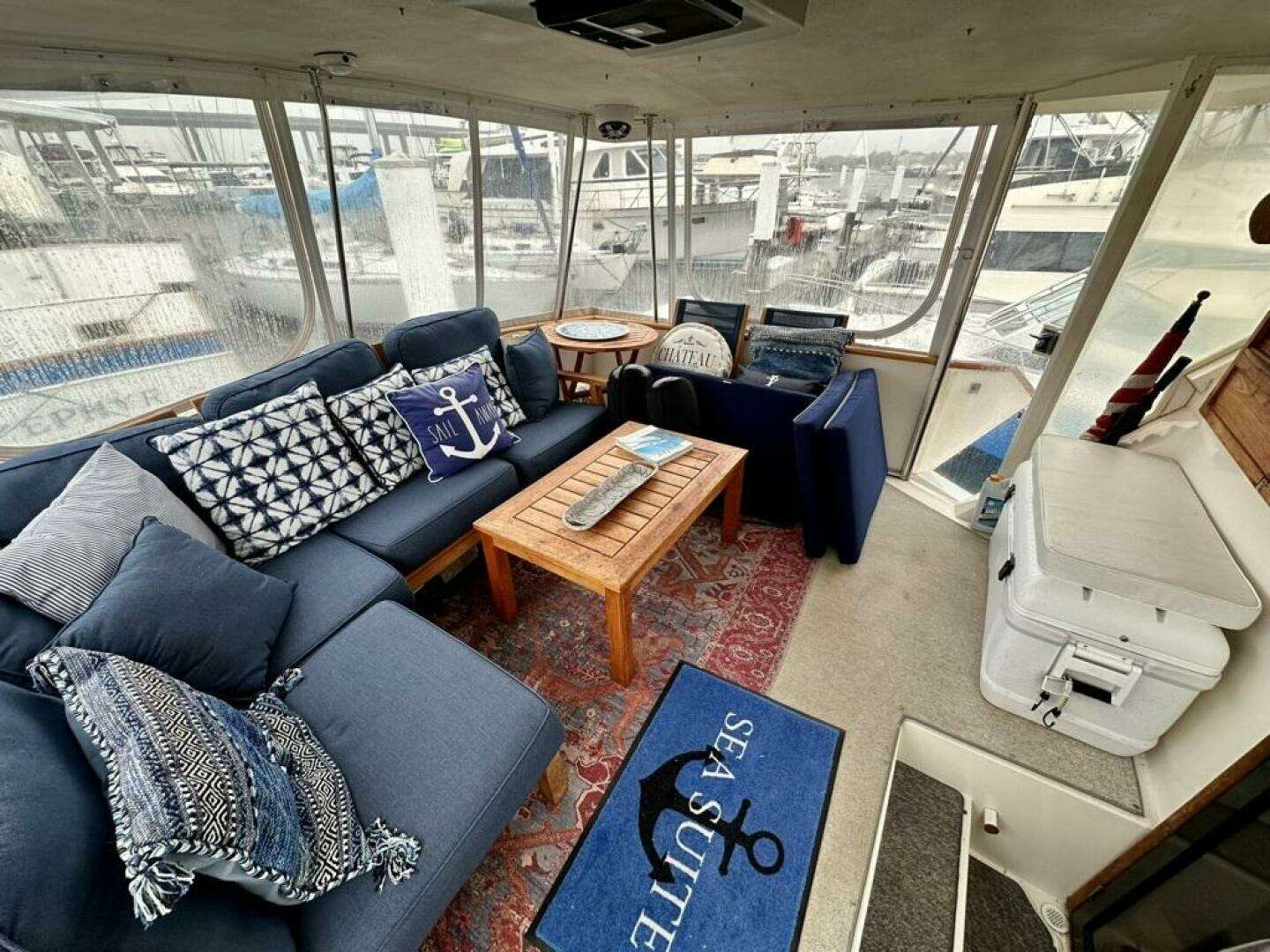 1989 Viking 44 Motor Yacht - Image 7