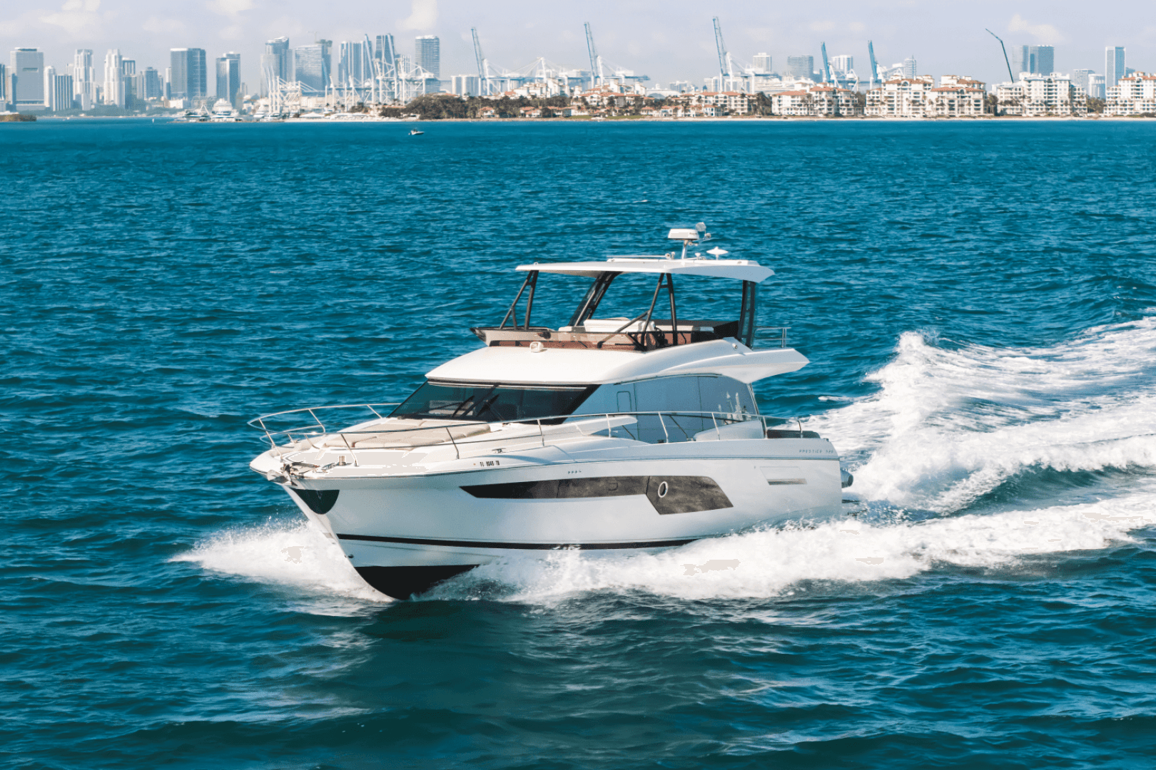 2020 Prestige 520 FLYBRIDGE - Image 13